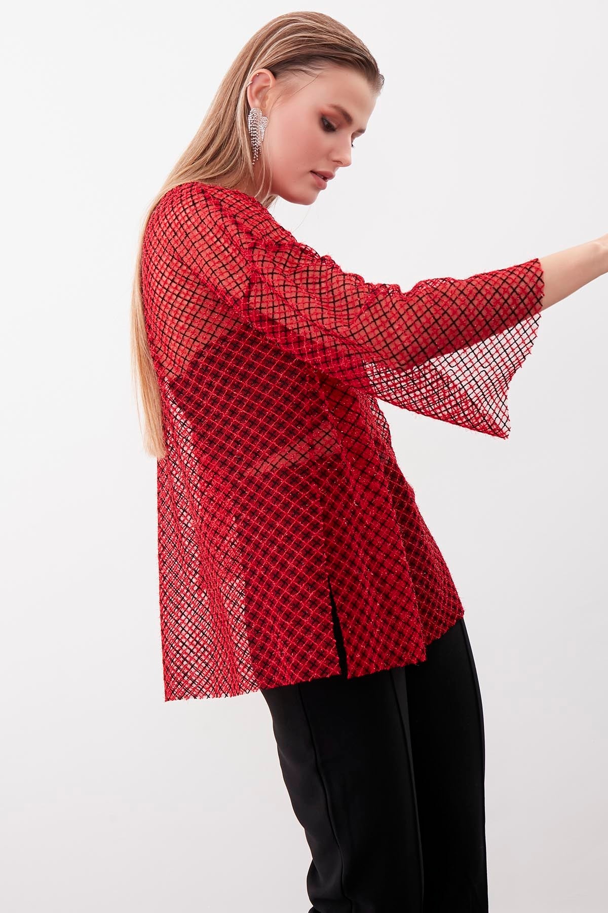 TRANSPARENT PATTERNED BLOUSE