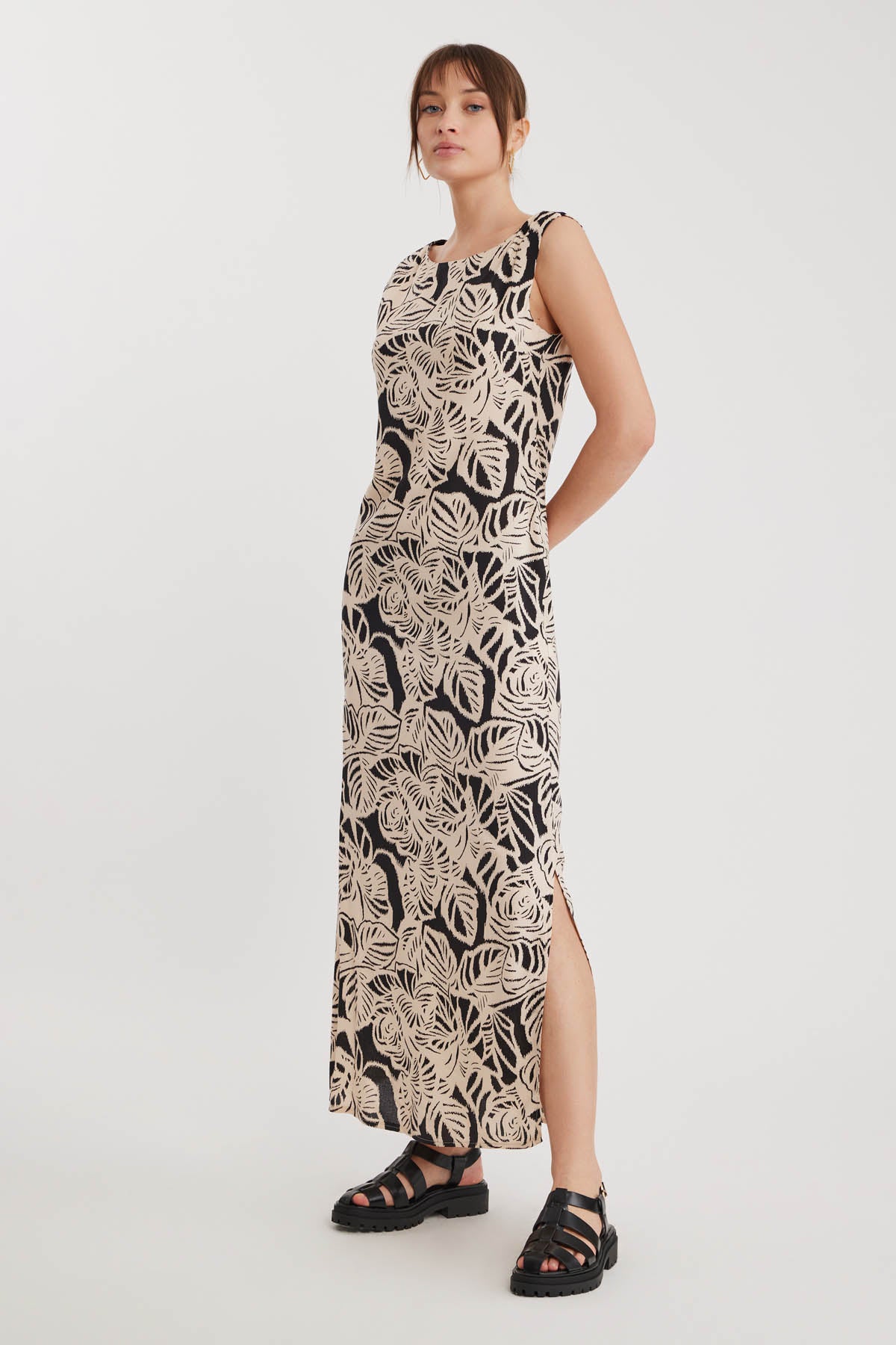 CLASSIC PATTERNED SIDE LONG DRESS WITH SPLIT