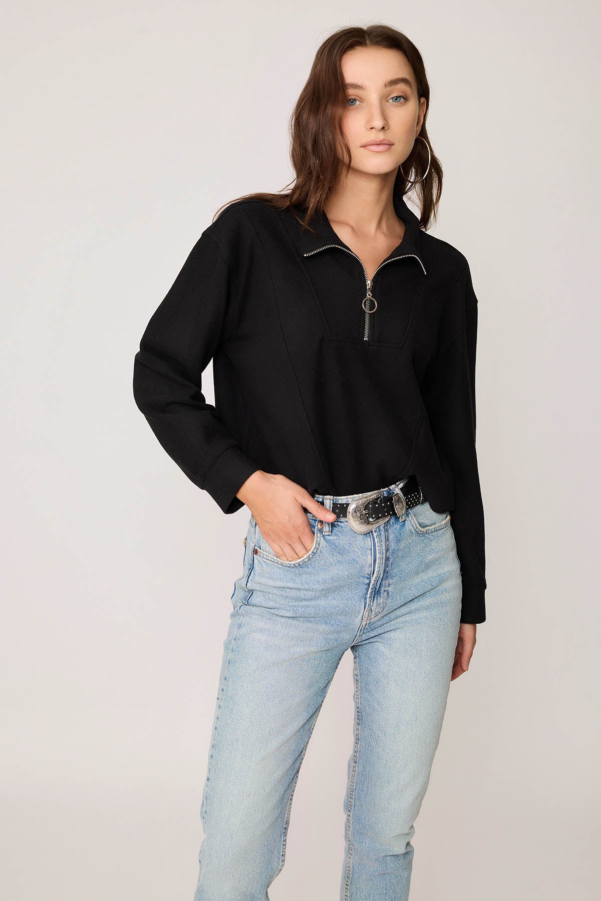 KNITTED SWEATSHIRT WITH STEEP COLLAR & ZIPPER