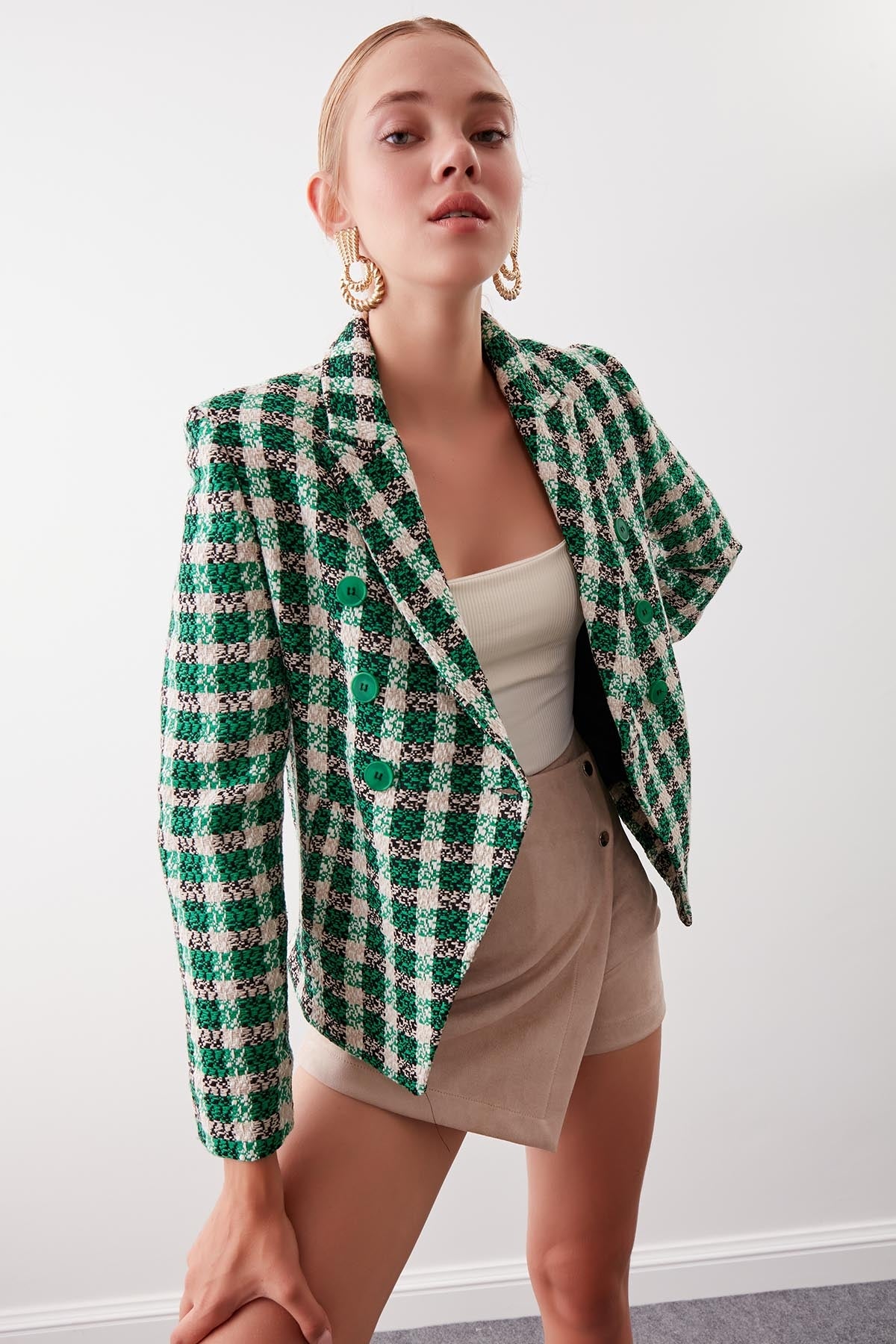 BUTTONED ASYMMETRICAL CUT JACKET