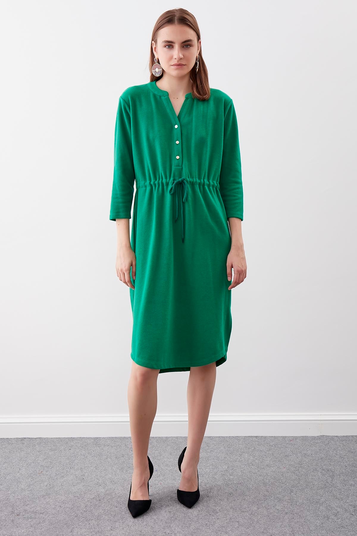 KNITTED DRESS WITH BUTTONS