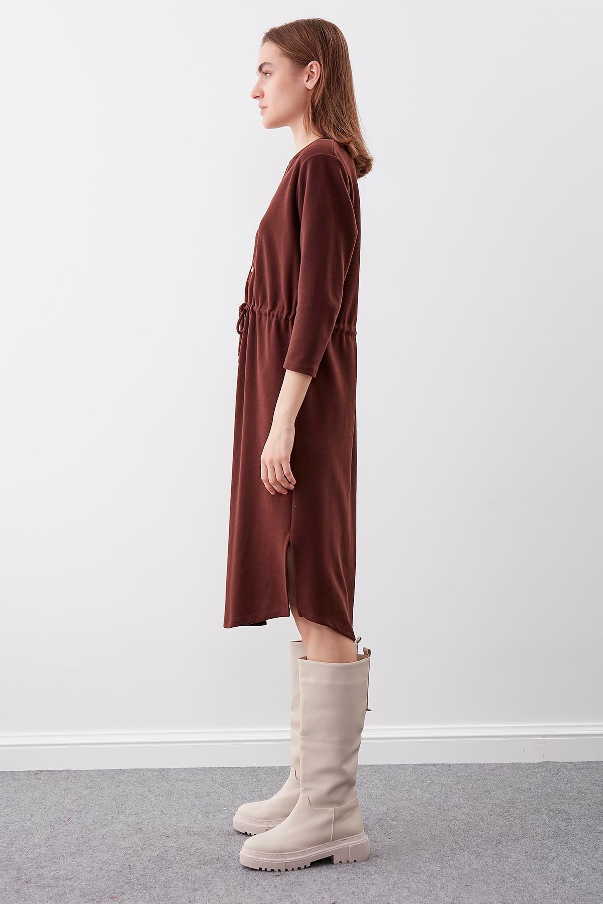 KNITTED DRESS WITH BUTTONS