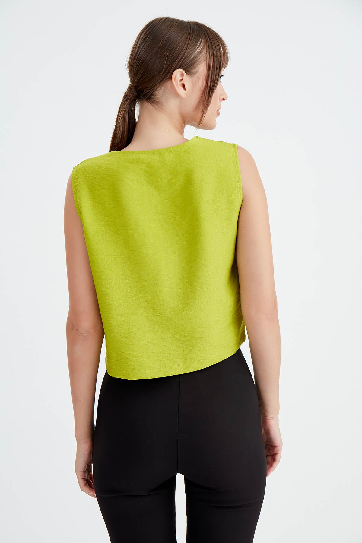 CROP VEST WITH BUTTONS