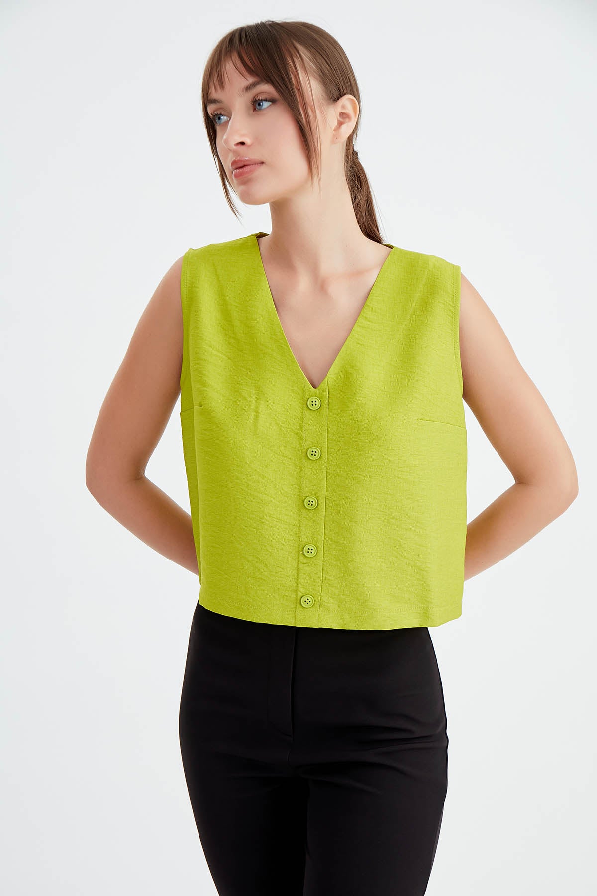 CROP VEST WITH BUTTONS