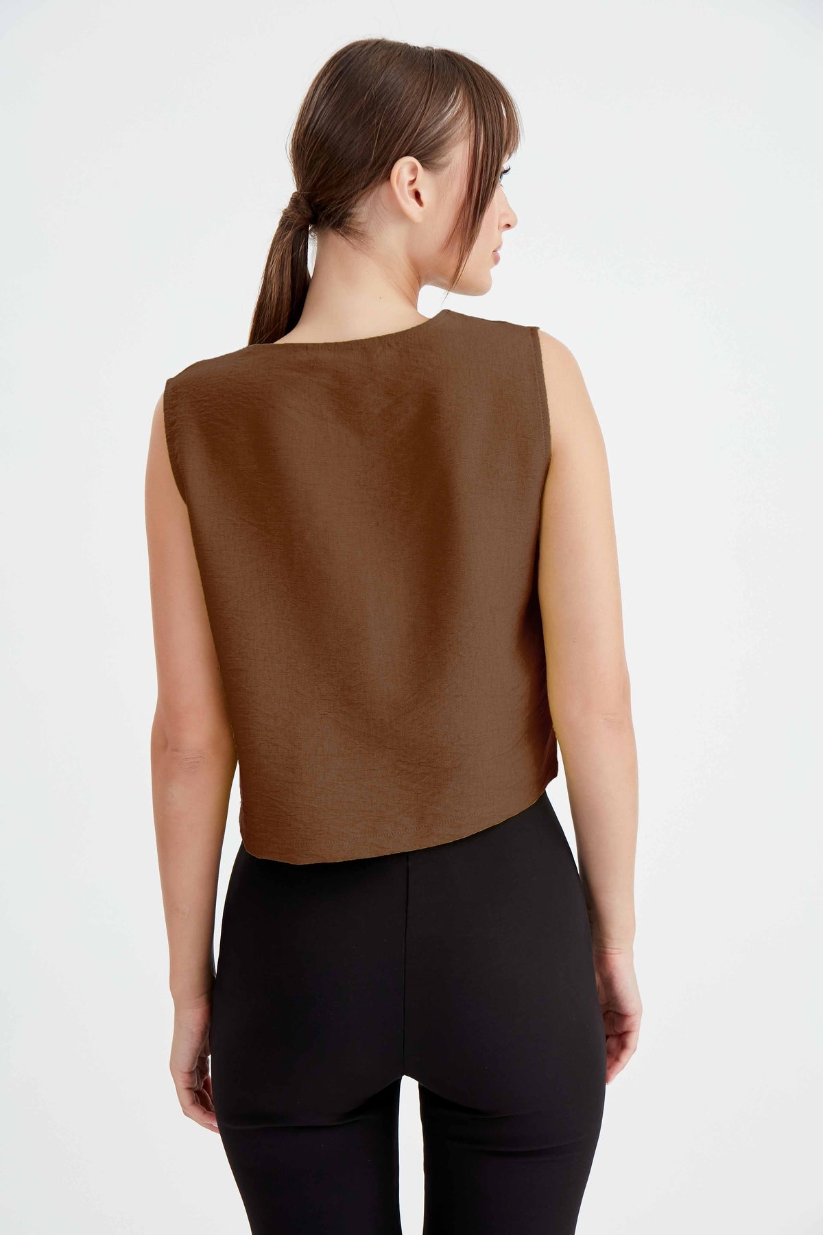 CROP VEST WITH BUTTONS