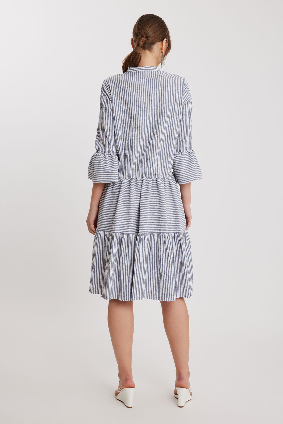 BUTTONED JUDGE COLLAR DRESS FRILLY SLEEVE