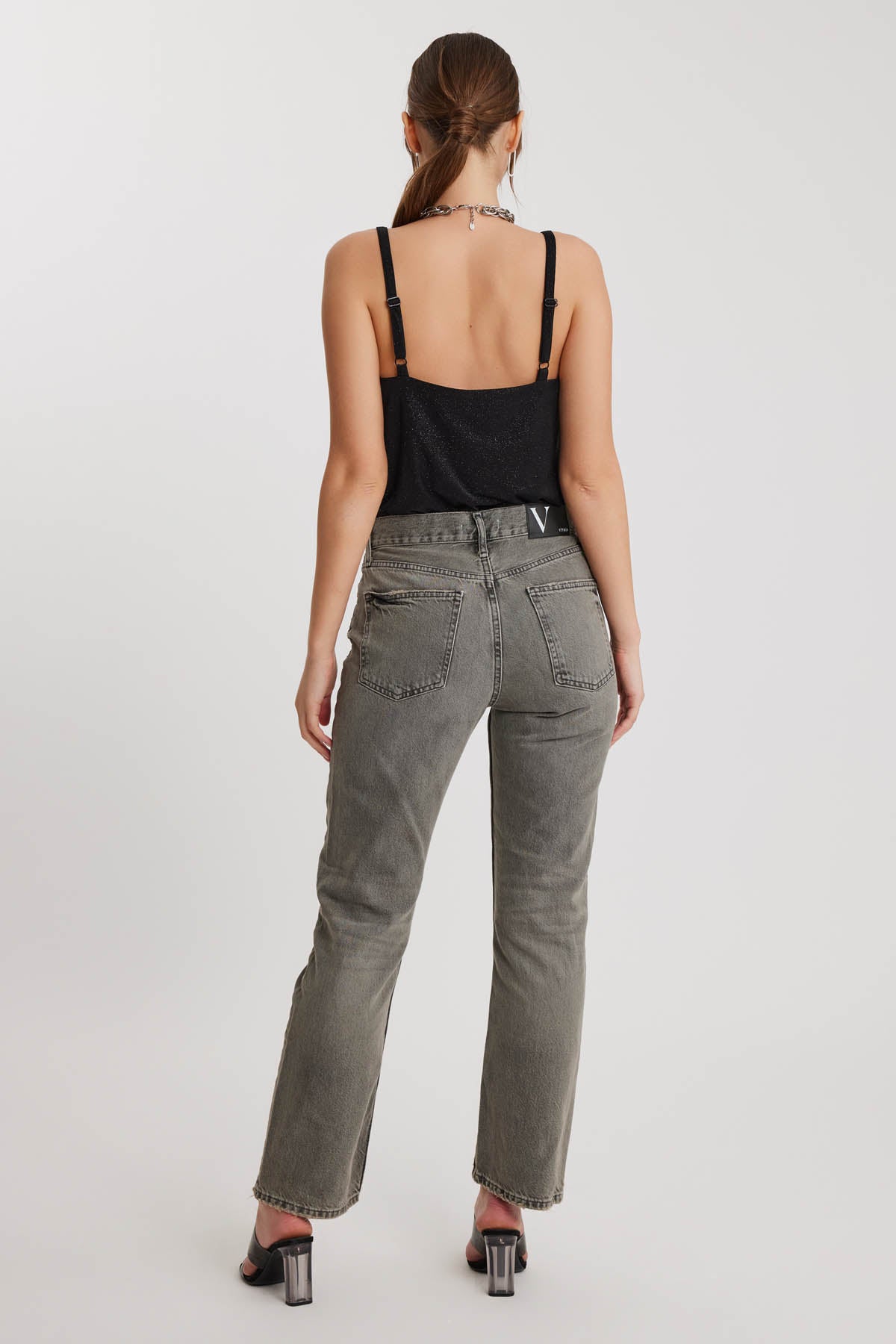GRAY CLASIC FIT JEANS WITH BUTTON