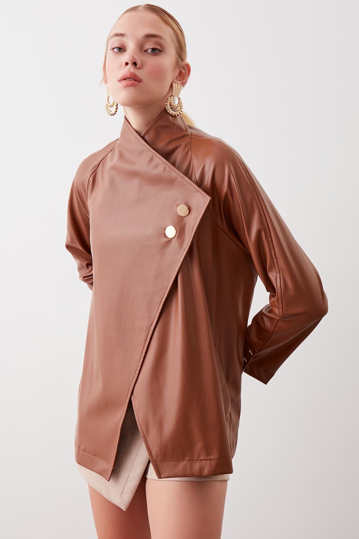BUTTONED SHAWL COLLAR LEATHER JACKET