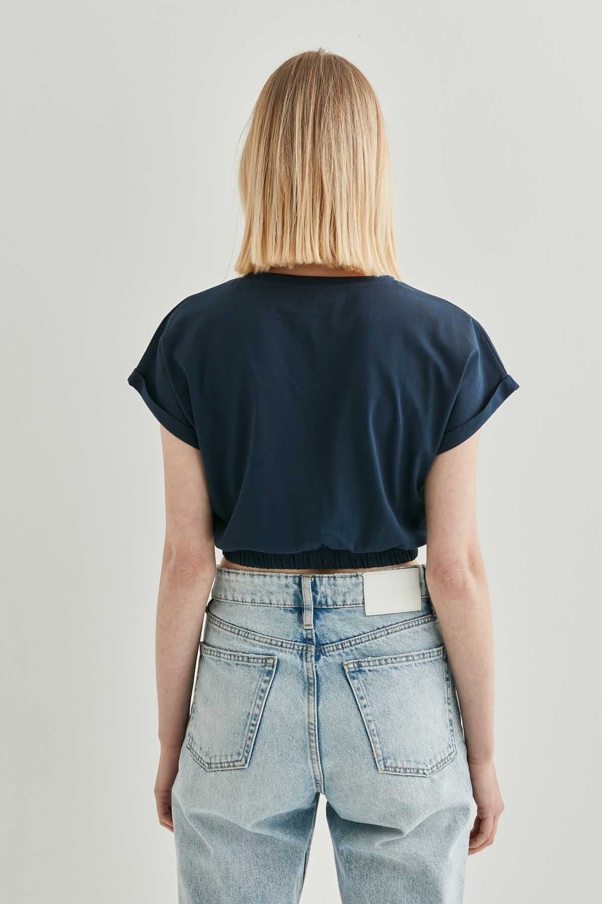 LOW SLEEVE ELASTANE WAIST TOP