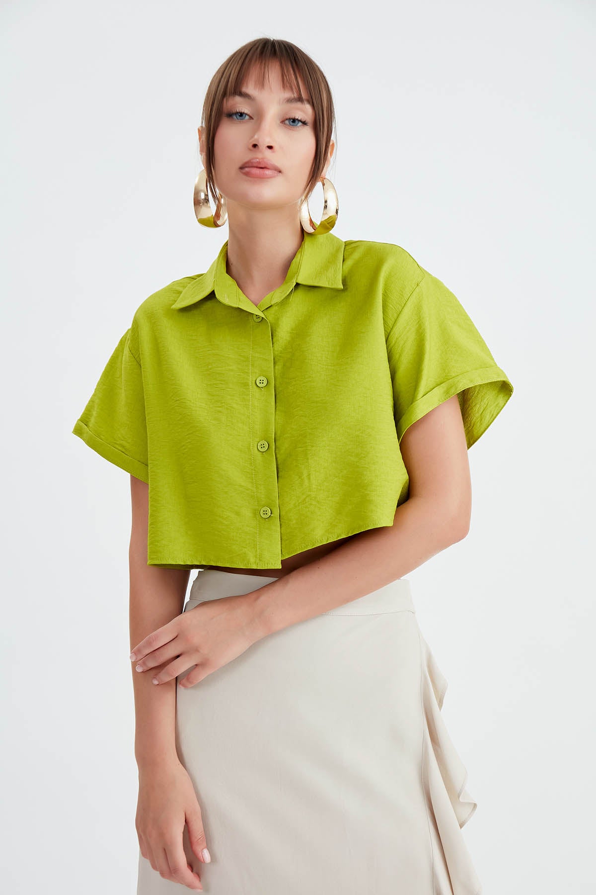LOW SHOULDER CROP SHIRT