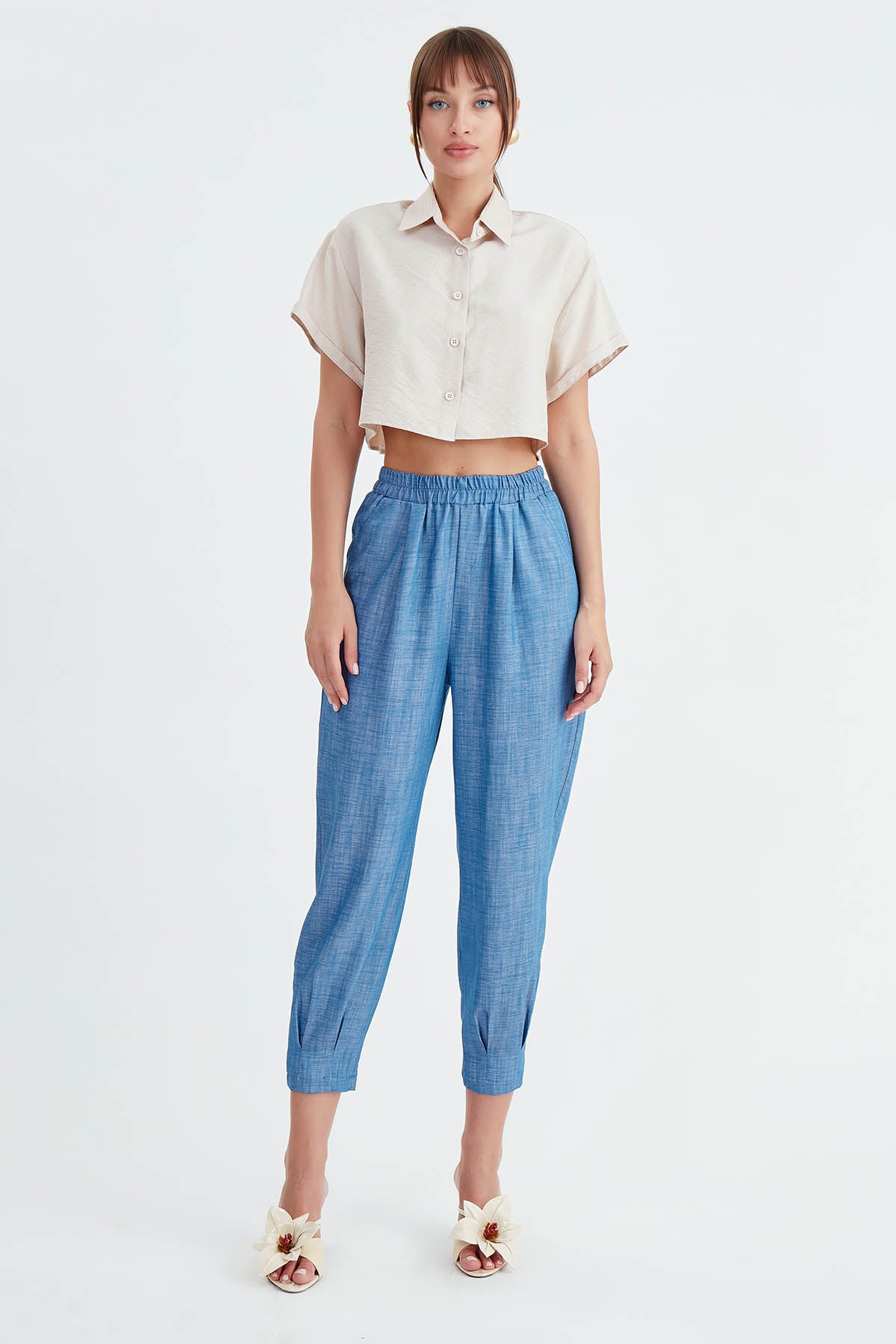 LOW SHOULDER CROP SHIRT
