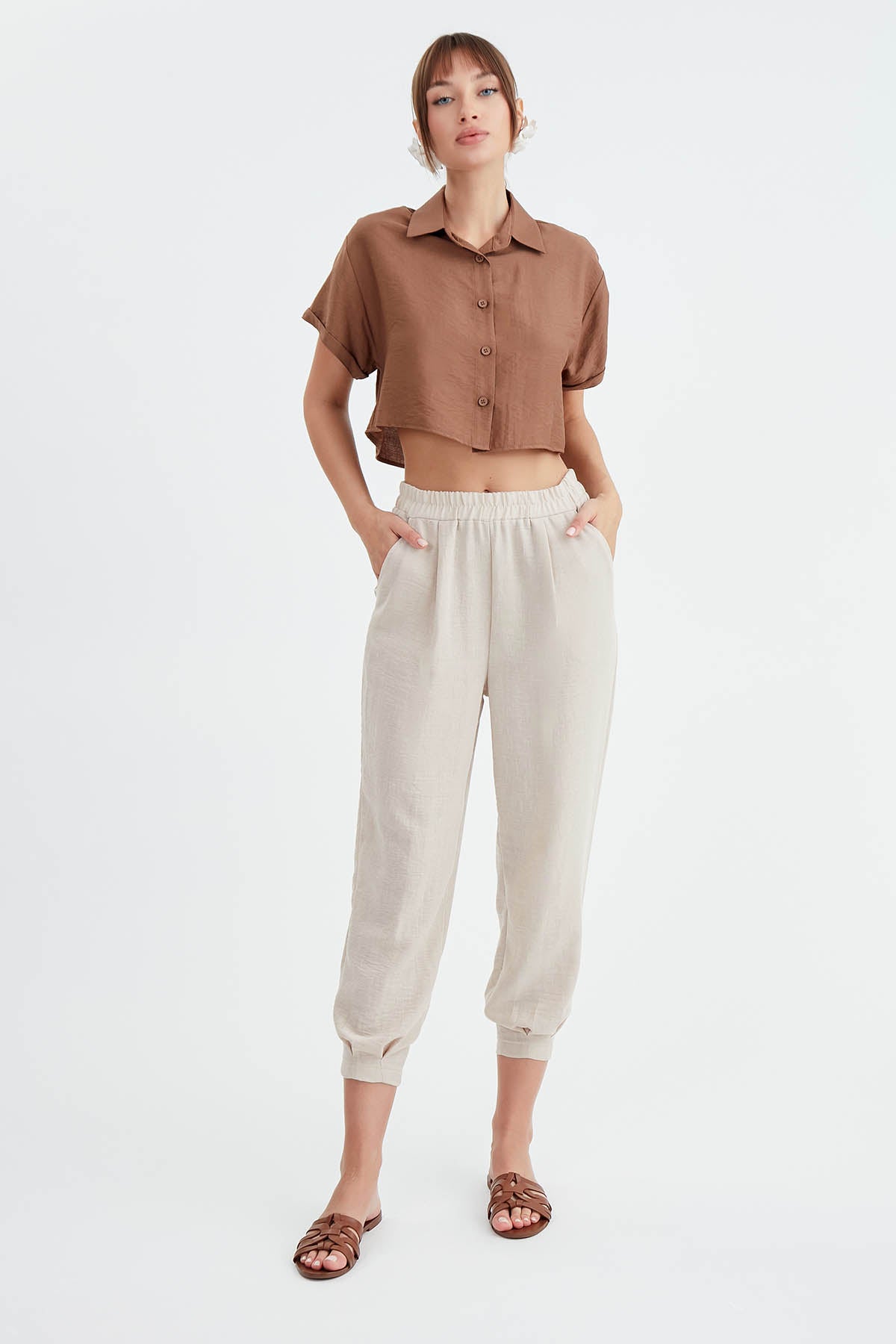 LOW SHOULDER CROP SHIRT