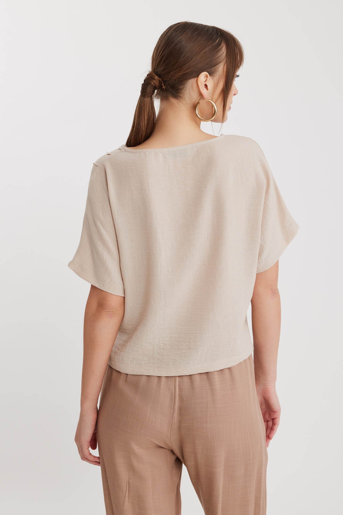 LOW SHOULDER DETAIL BLOUSE