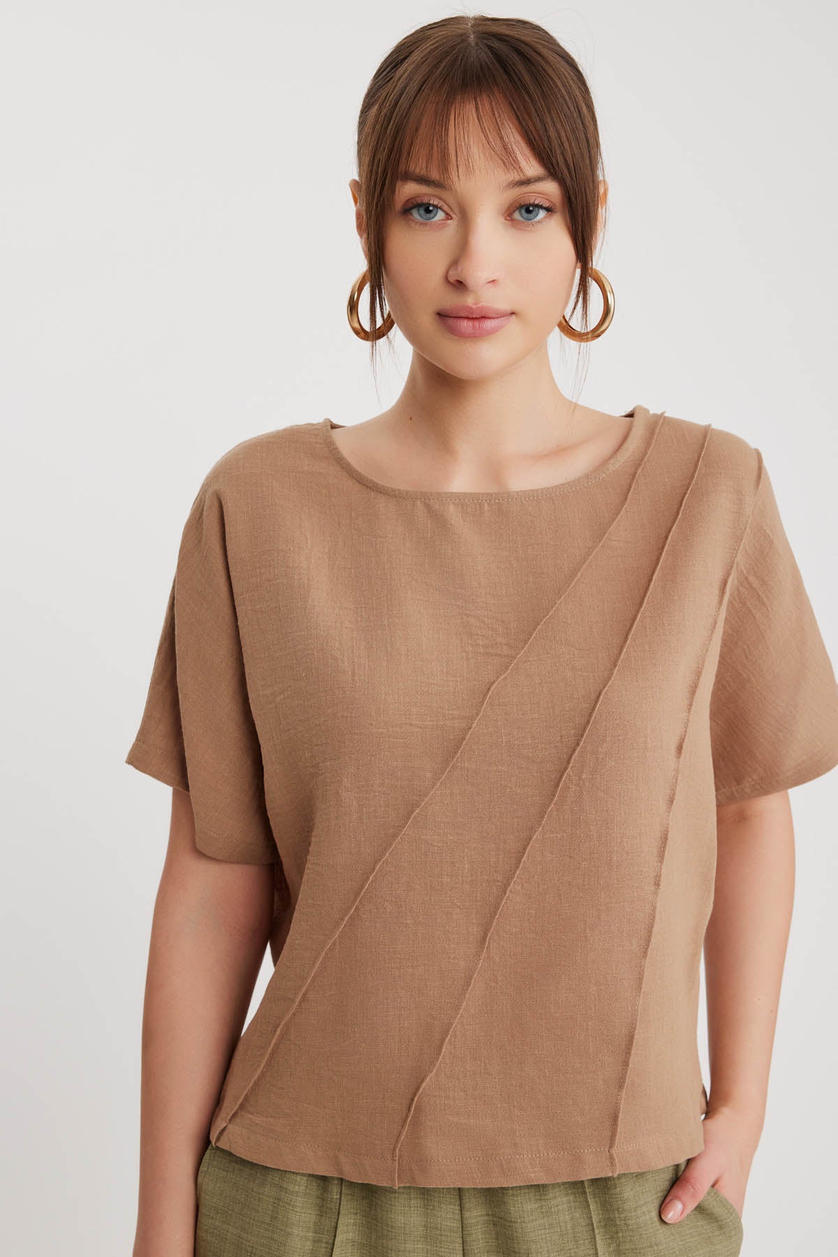 LOW SHOULDER DETAIL BLOUSE