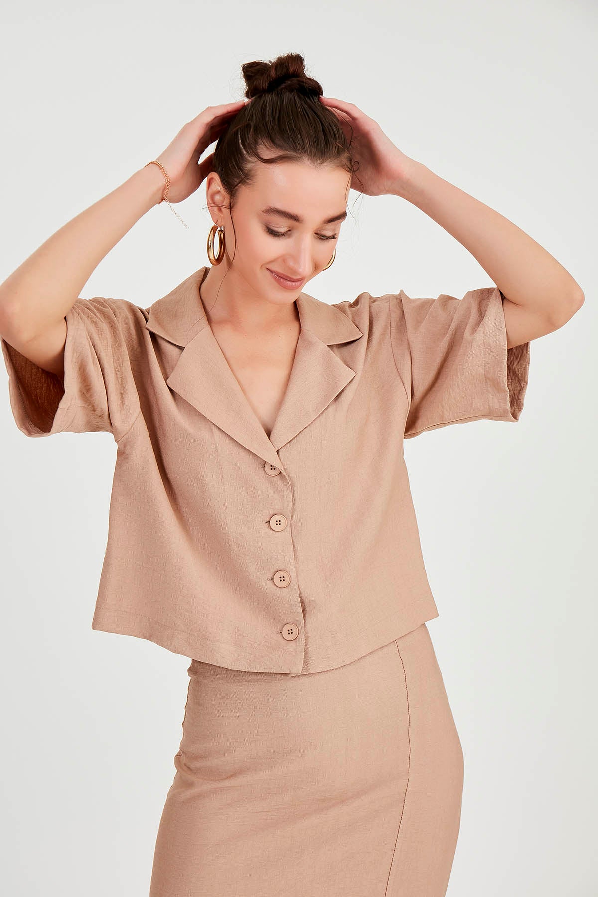 LOW SHOULDER LOOSE SHIRT