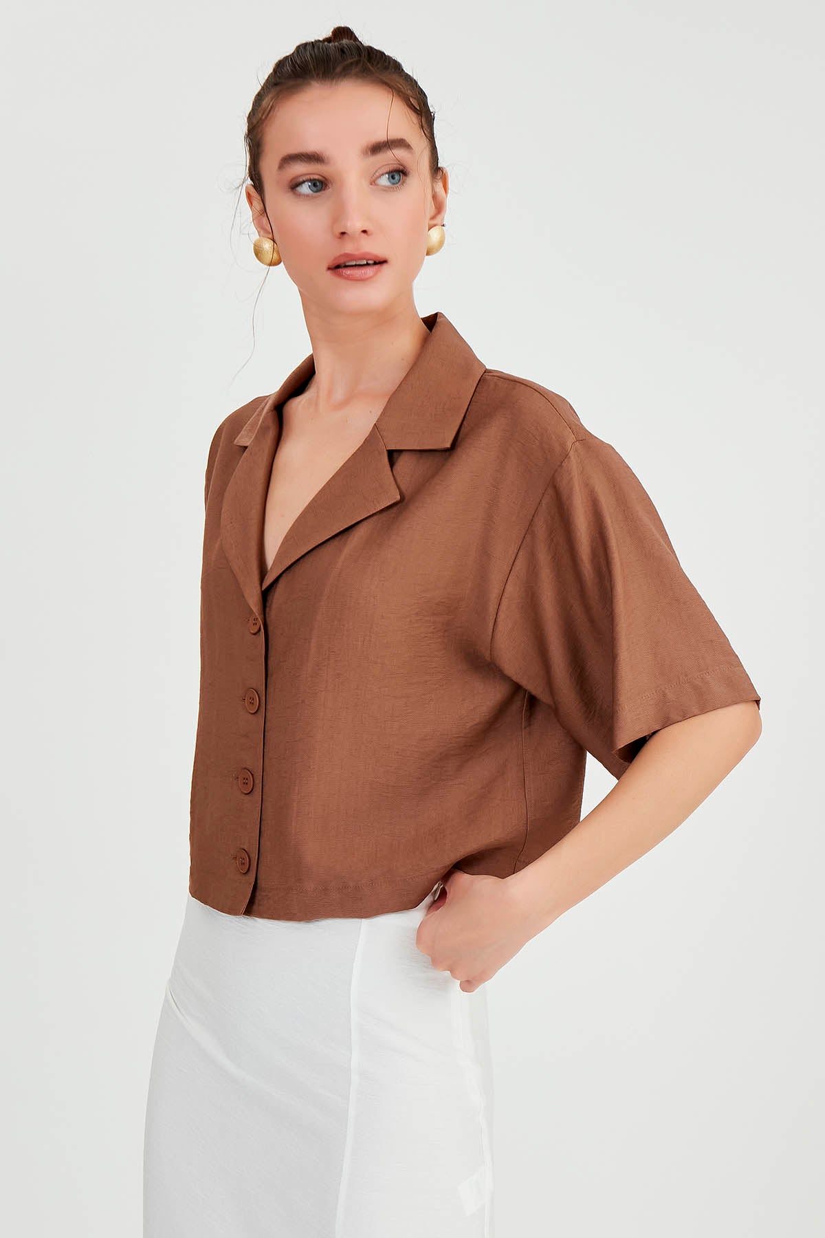 LOW SHOULDER LOOSE SHIRT