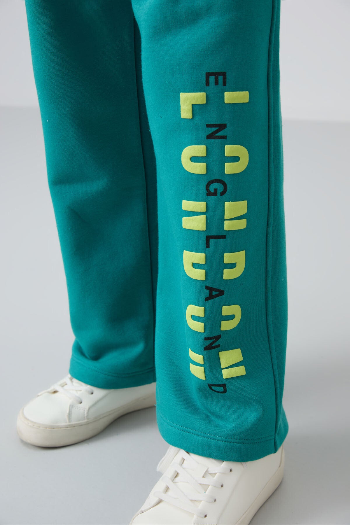 Cotton Fluffy Inside Soft Textured Oversize Printed Girls' Tracksuit Set - 75147