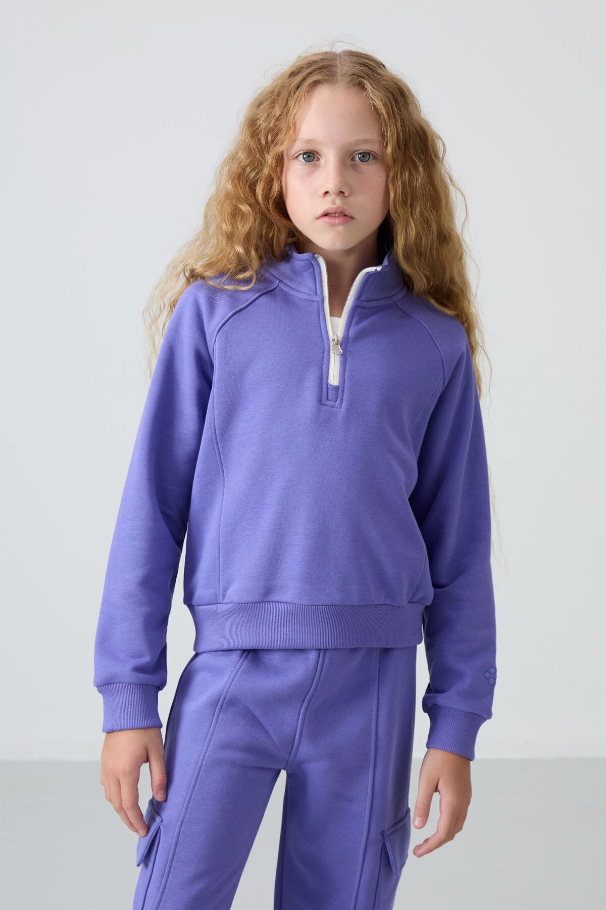 Plush Cotton Fleece-Lined Soft Textured Standard Fit Embroidered Girls' Tracksuit Set - 75159
