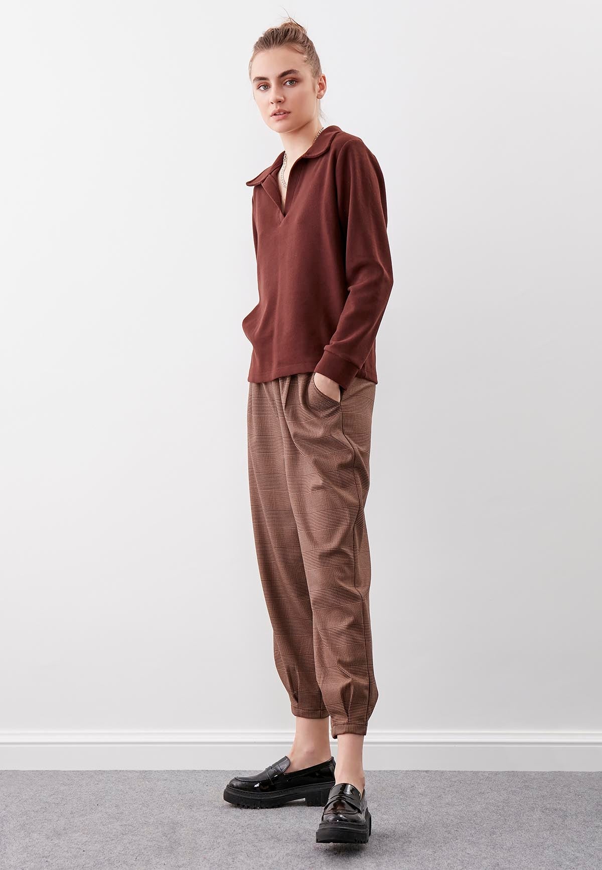 PLAID PATTERN CROP TROUSERS
