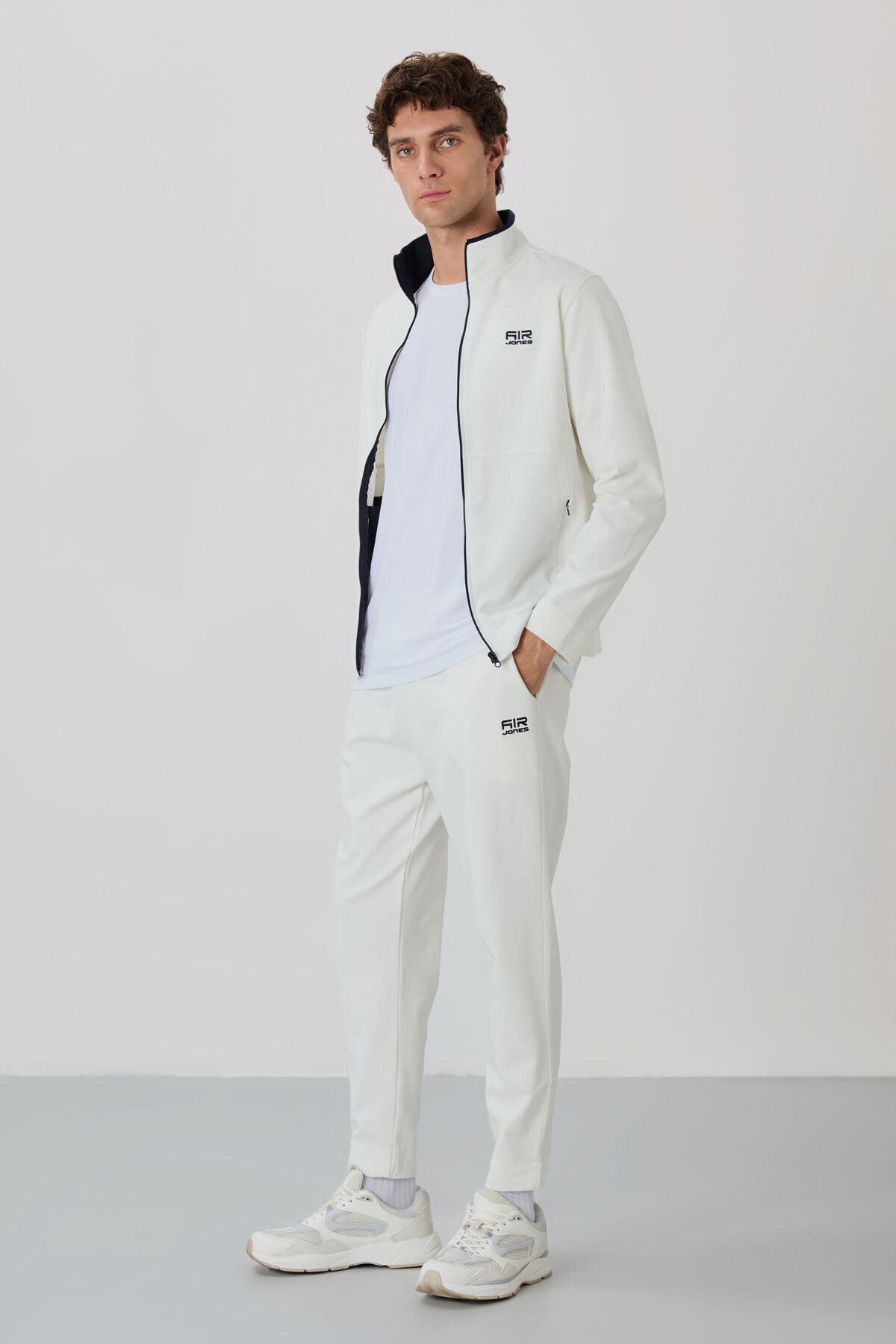 Carlos Ekru Standard Fit Men's Tracksuit Set - 85209