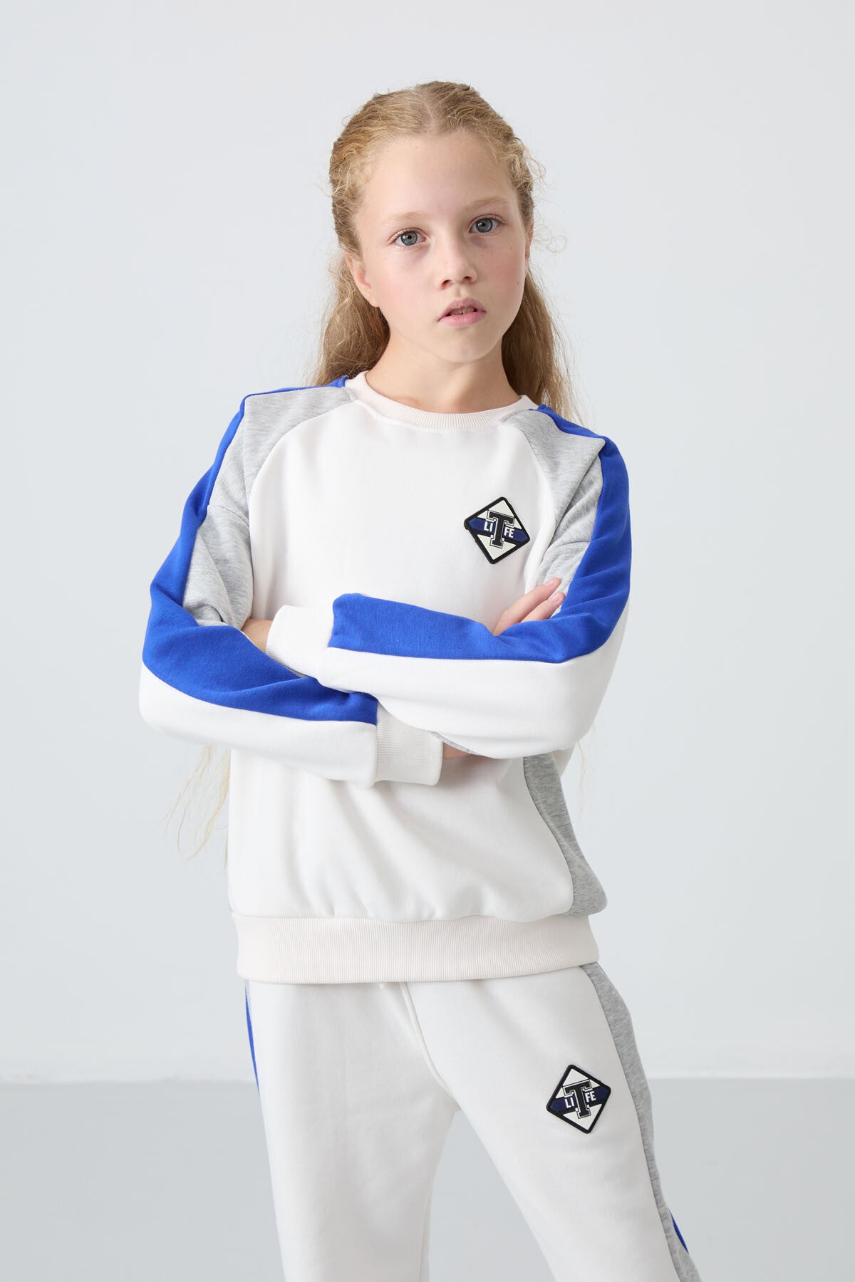 Light Beige Cotton Fleece-Lined Soft Textured Standard Fit Printed Girls' Tracksuit Set - 75165