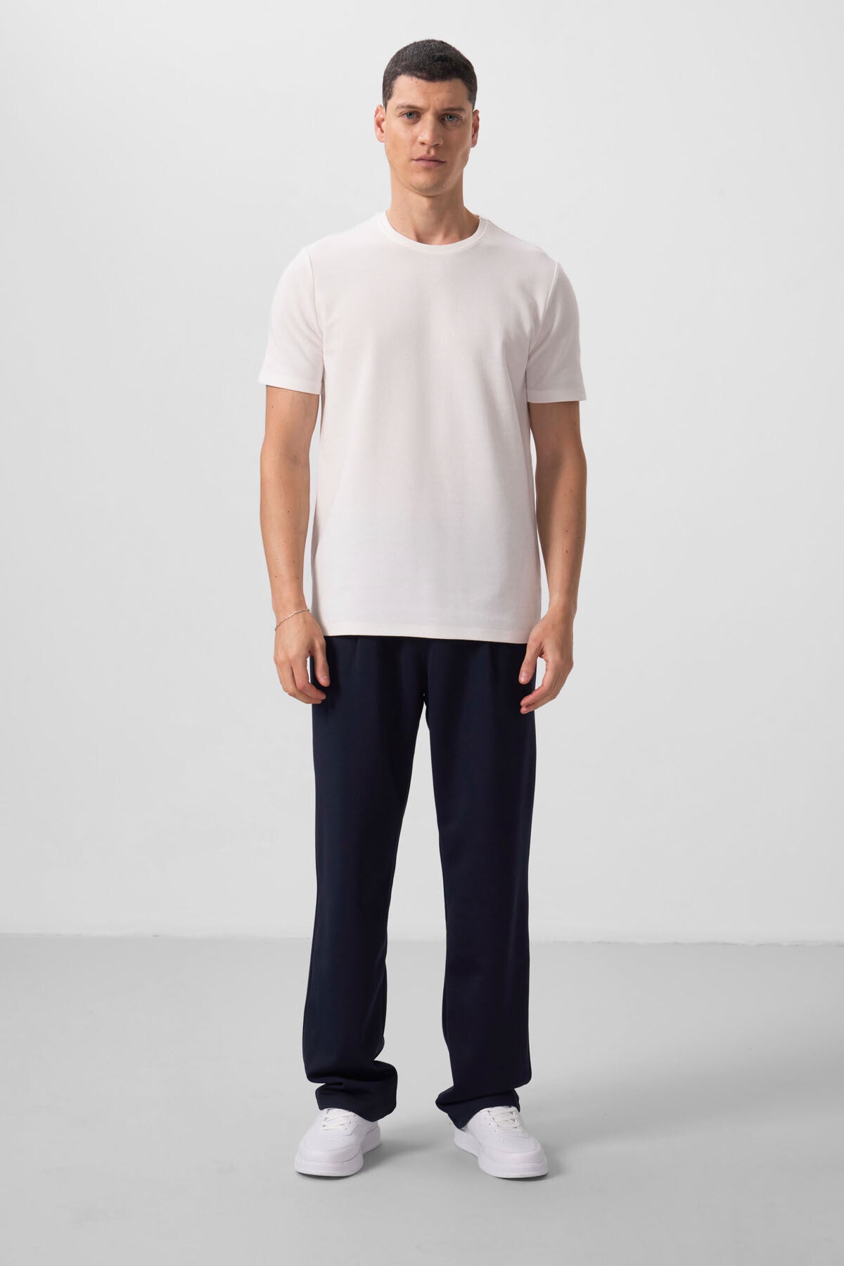 Beige Textured Surface Comfort Fit Basic Men's T-Shirt - 88436