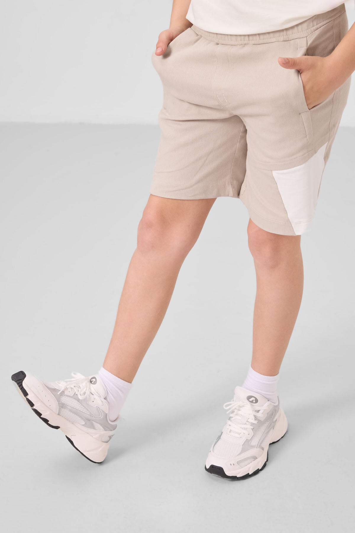 Oversized Fit Weaving Lightweight Flexible Chino Shorts Set - 11275