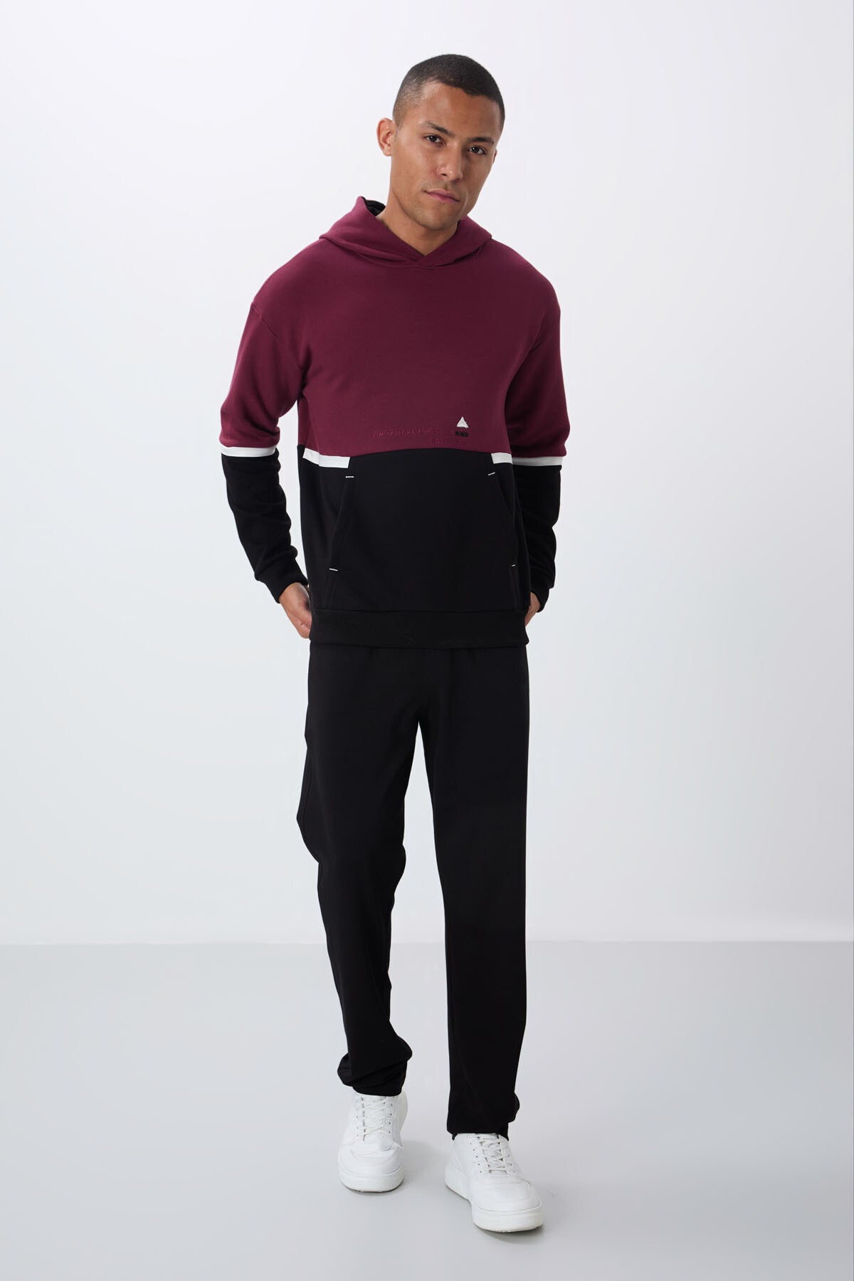 Purple Cotton Thick Fleece-Lined Soft Textured Comfort Fit Embroidered Men's Sweatshirt - 88417