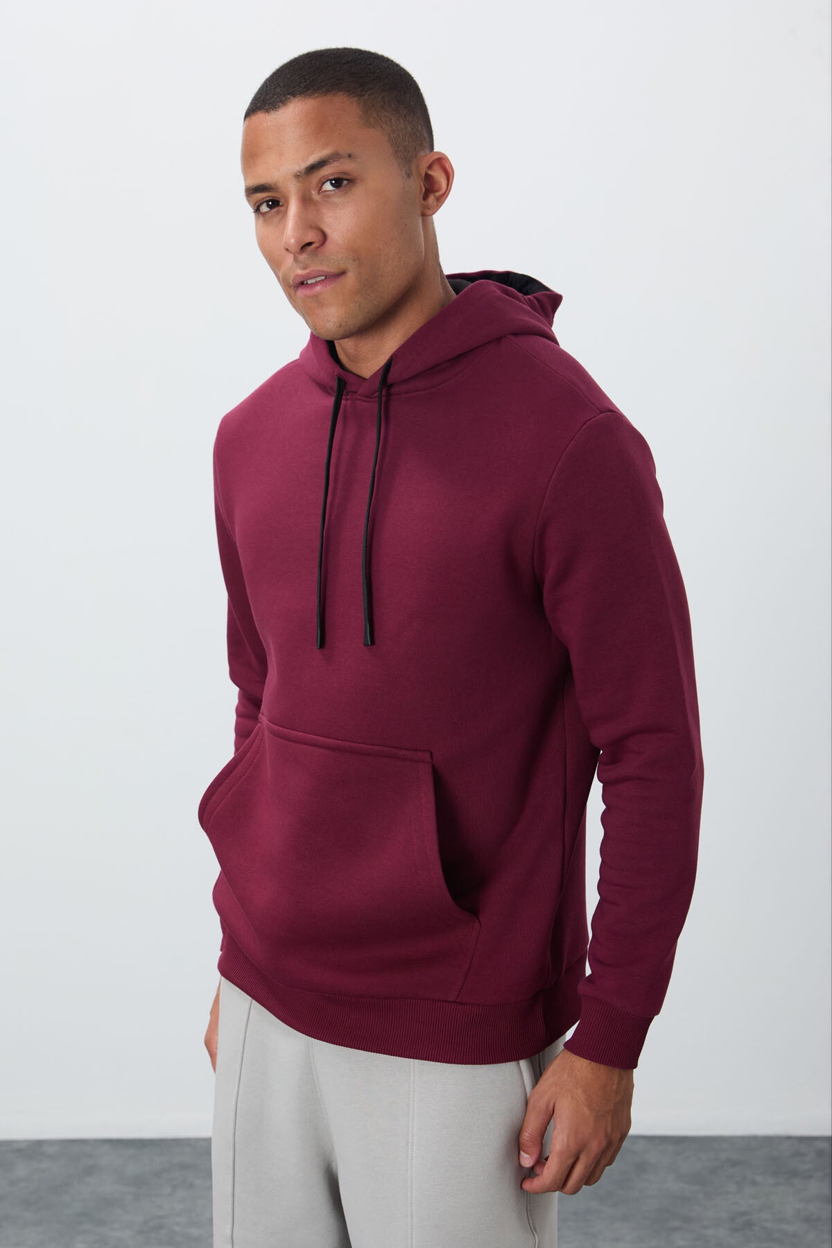 Purple Cotton Thick Fleece-Lined Soft Textured Comfort Fit Embroidered Men's Sweatshirt - 88419