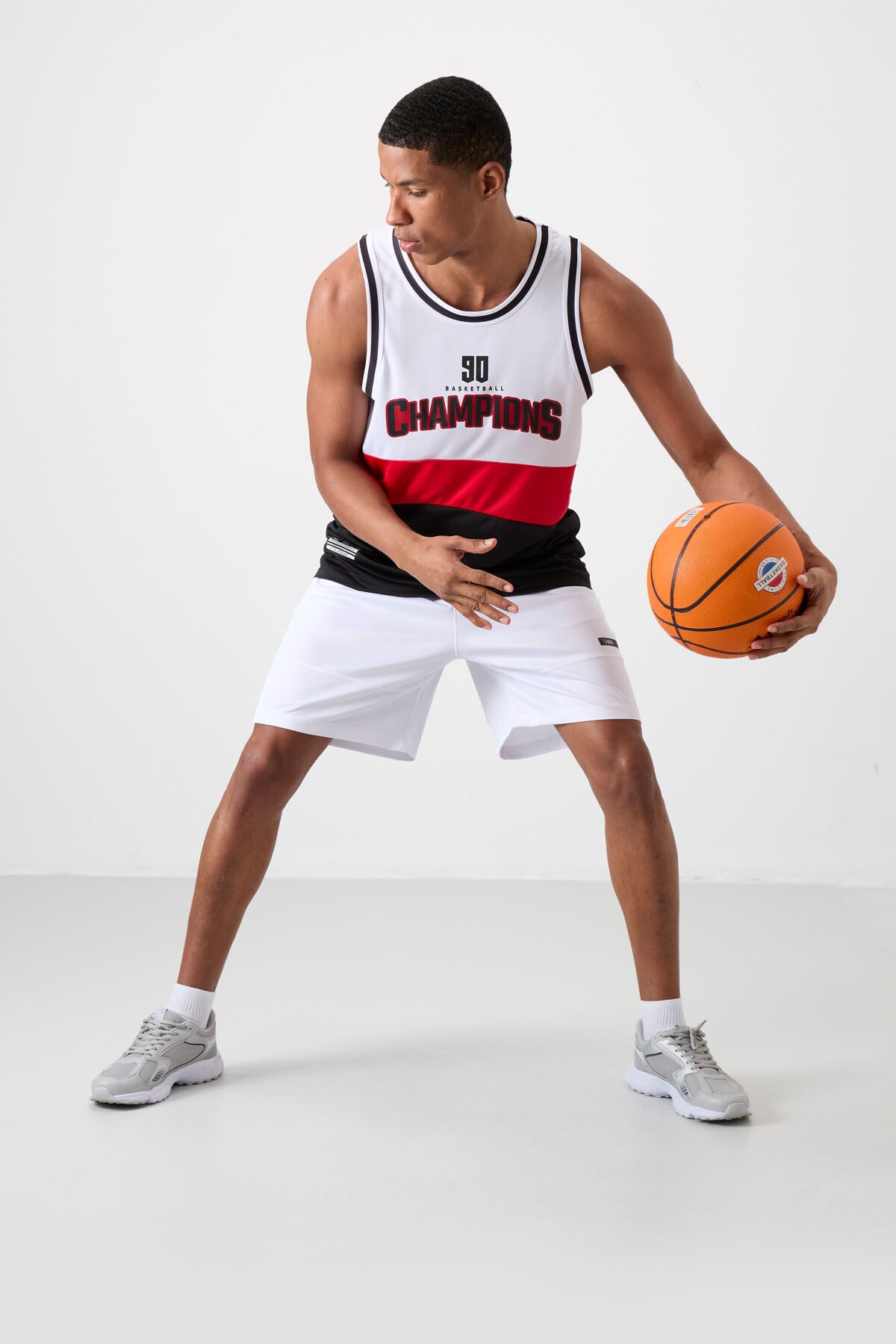 Black Polyester Breathable Textured Thin Flexible Standard Fit Men's Basketball Singlet - 88395