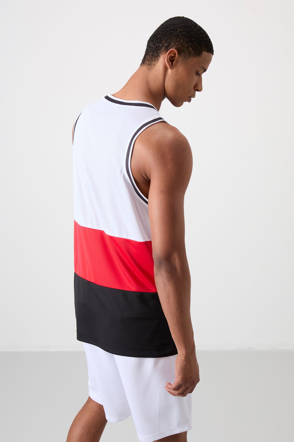 Black Polyester Breathable Textured Thin Flexible Standard Fit Men's Basketball Singlet - 88395
