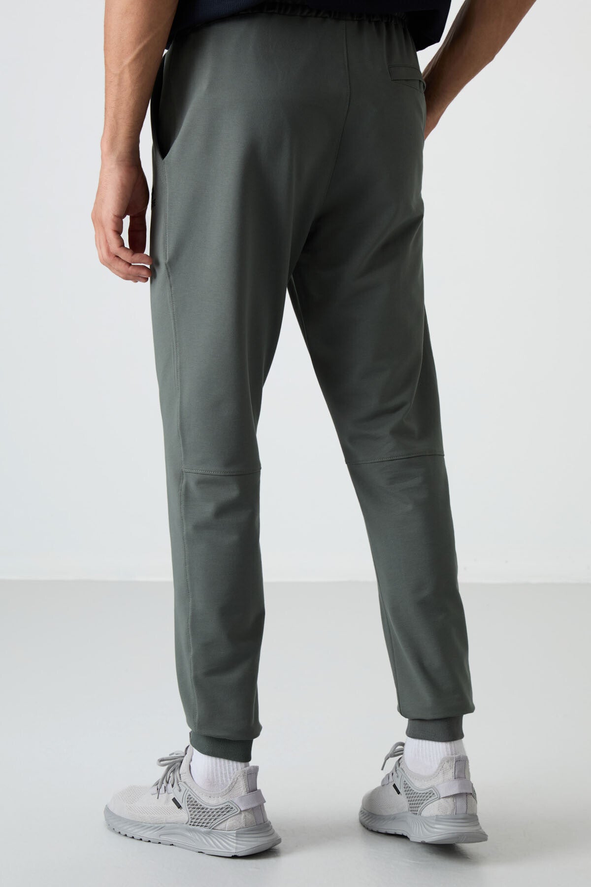 Cotton Soft Textured Comfort Fit Embroidered Men's Jogger - 82123