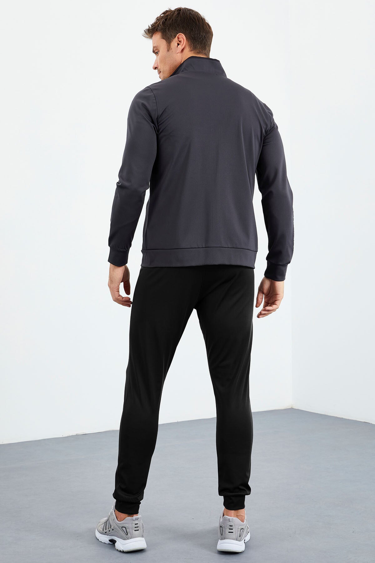 Anthracite-Black High Neck Zippered Standard Fit Cuff Men's Tracksuit Set - 85160