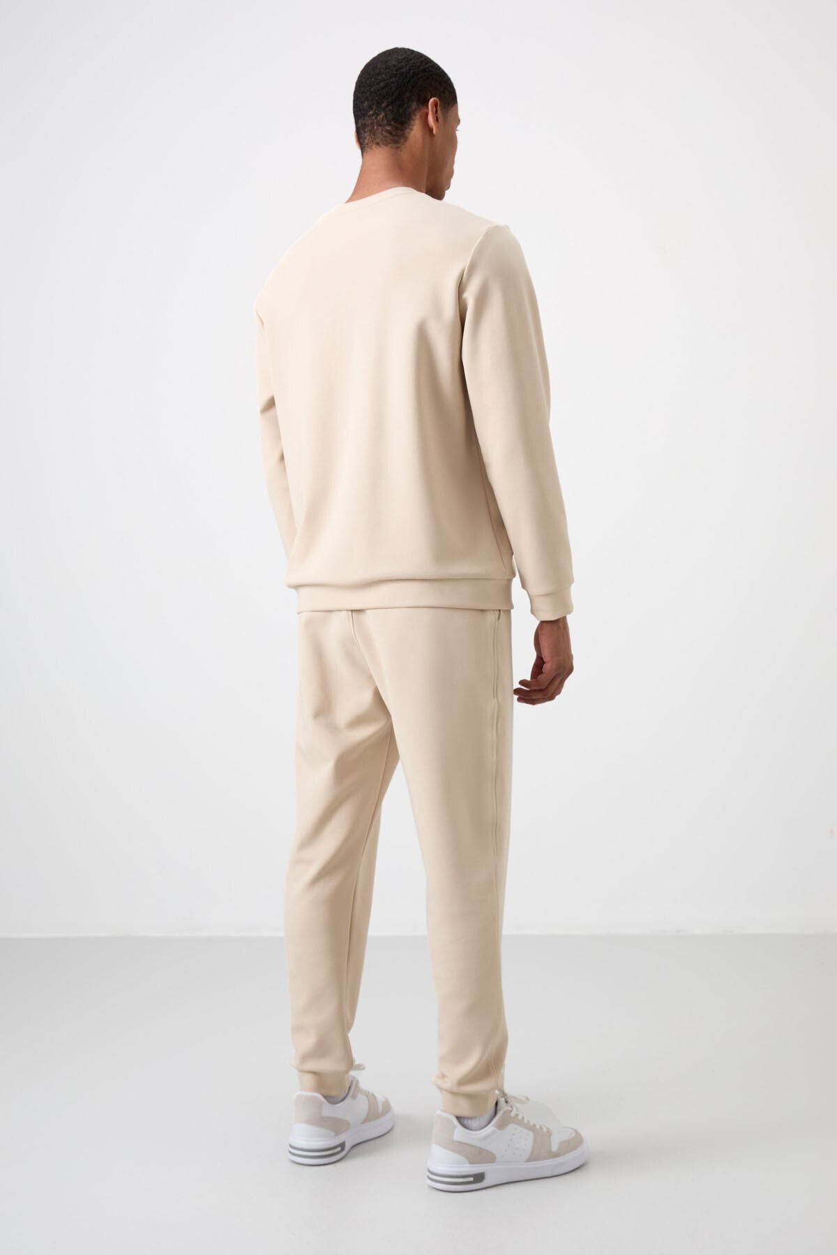 Cotton Thick Soft Textured Comfort Fit Embroidered Men's Tracksuit Set - 85254