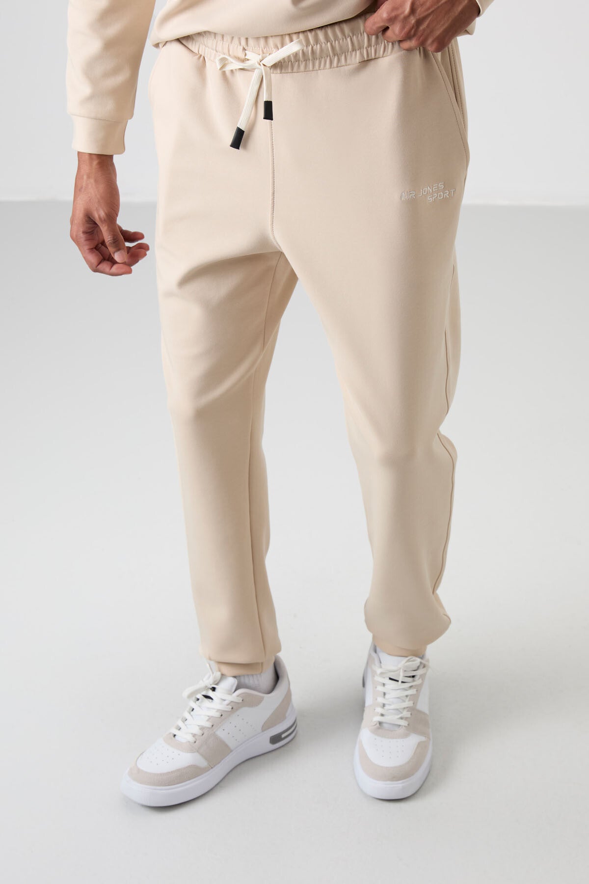 Cotton Thick Soft Textured Comfort Fit Embroidered Men's Tracksuit Set - 85254
