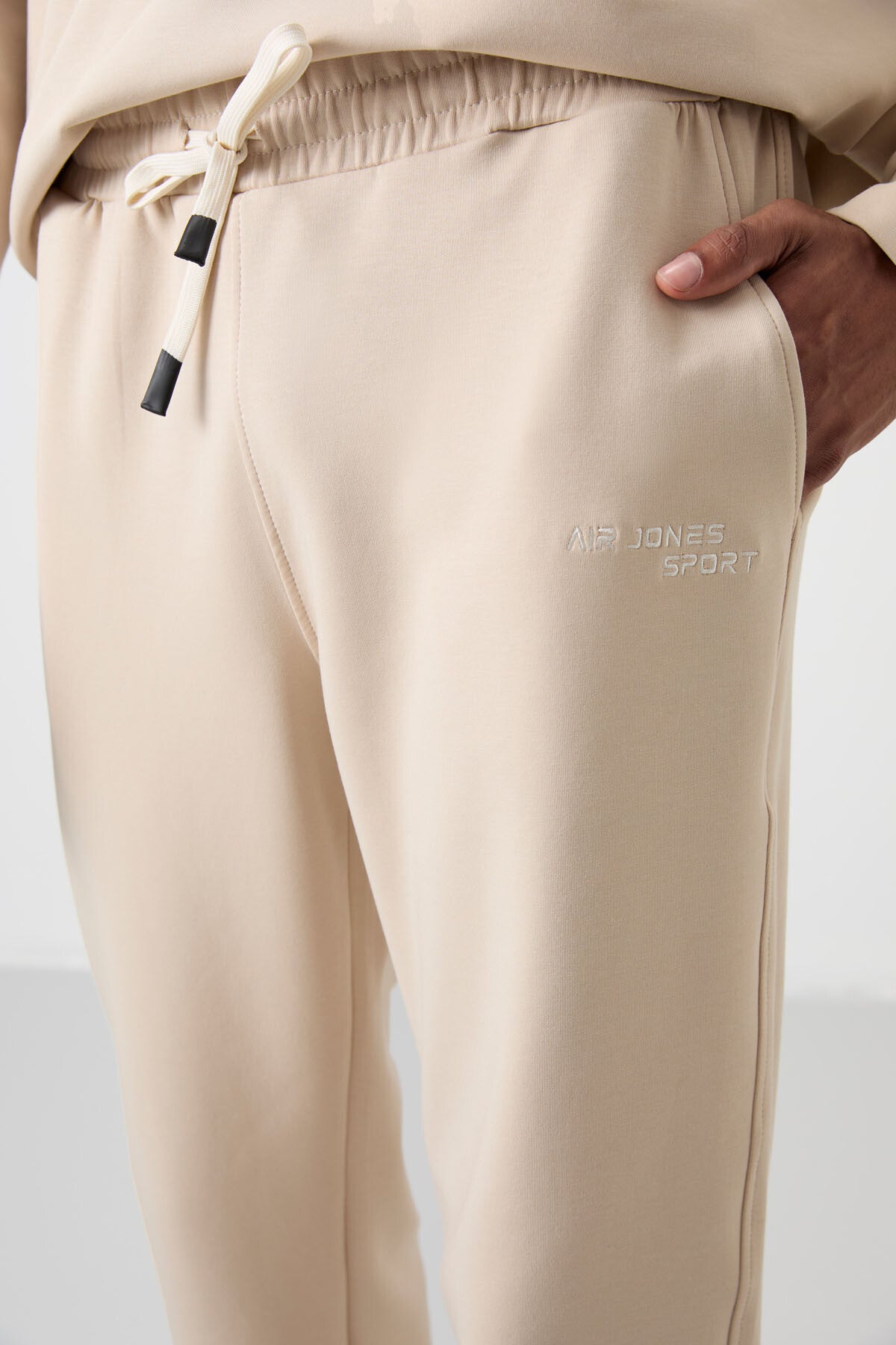 Cotton Thick Soft Textured Comfort Fit Embroidered Men's Tracksuit Set - 85254