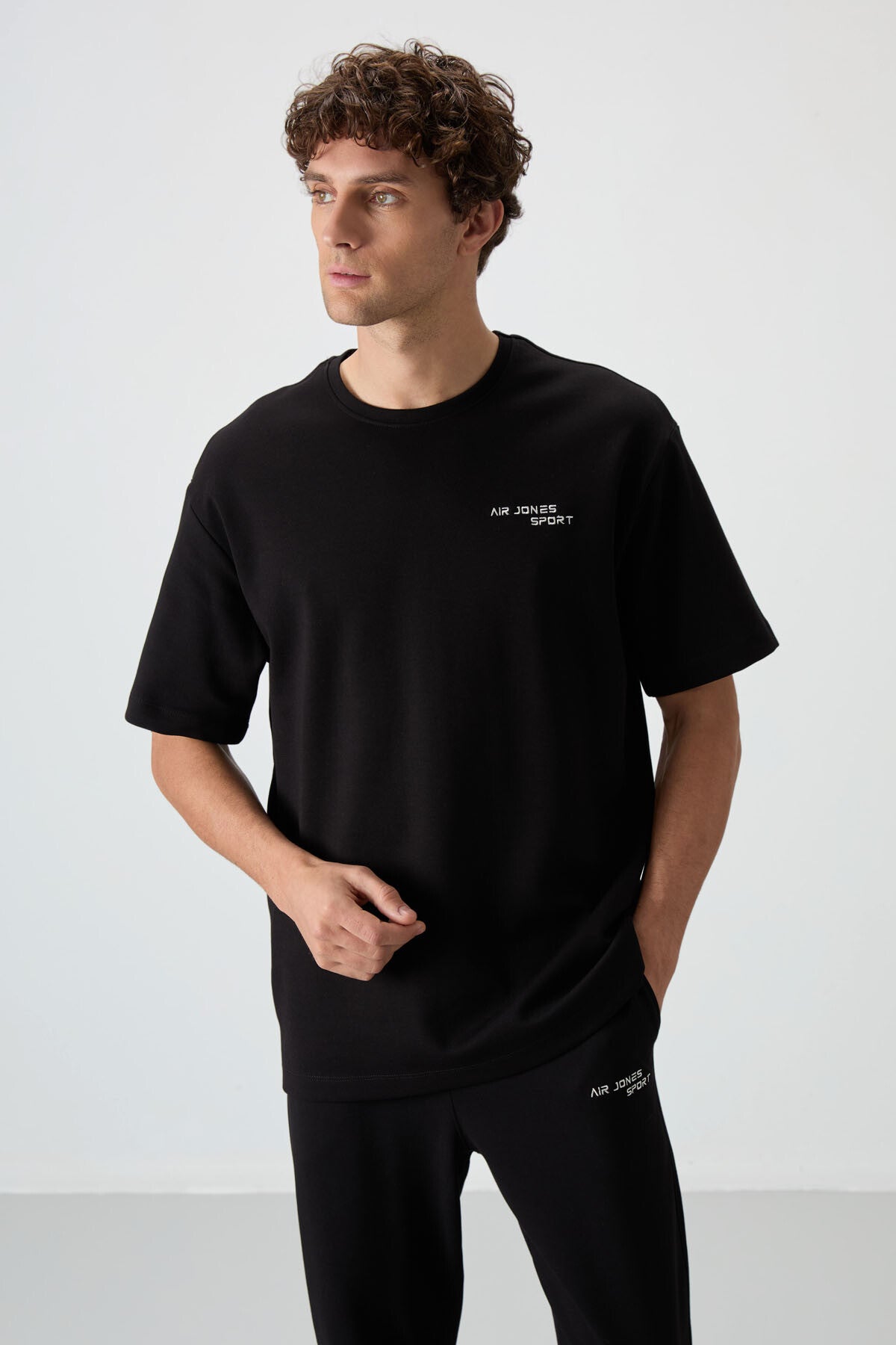 Black Cotton Thick Soft Textured Oversize Fit Embroidered Men's Tracksuit Set - 85252