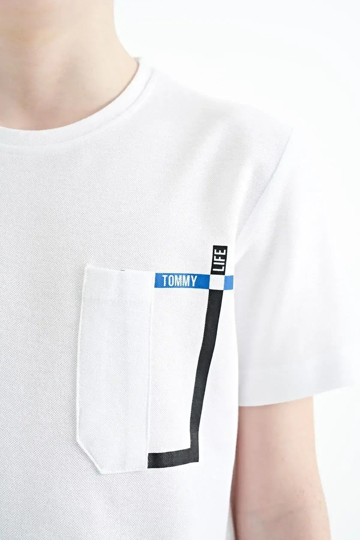 White Cep Detailed O Collar Standard Fit Boys T-Shirt - 11120