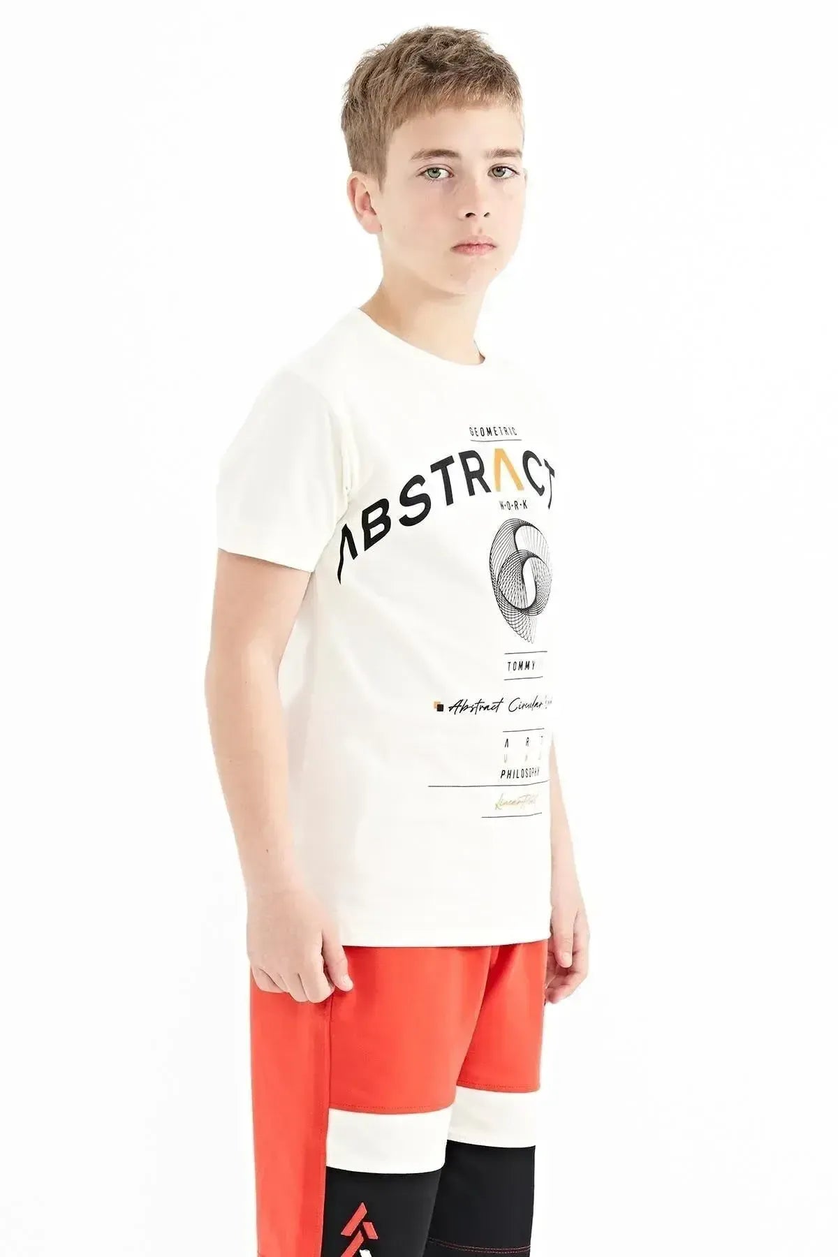 Ecru Writing Print Detailed O Collar Standard Cut Boys T-Shirt - 11103