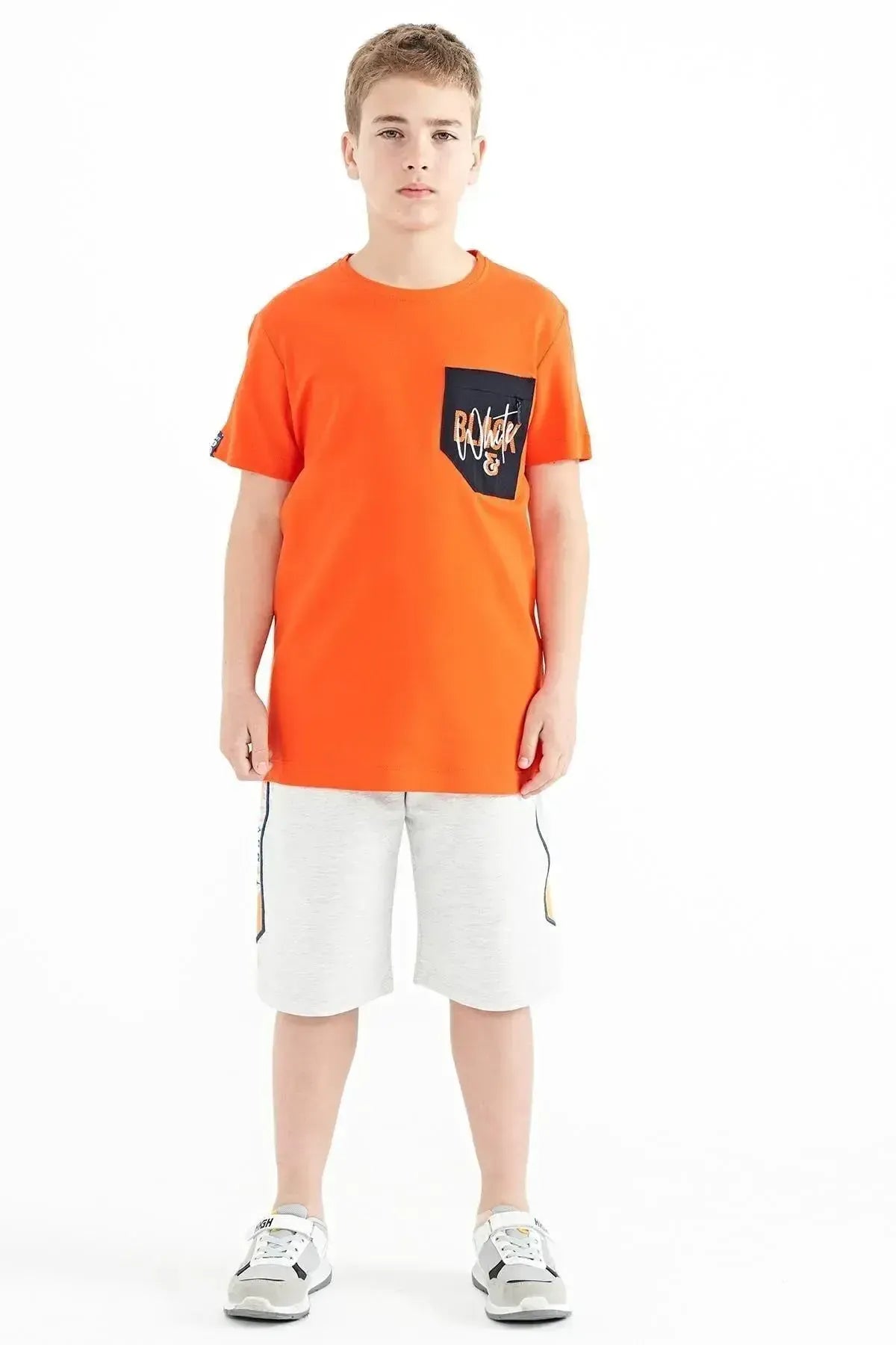 Orange Front Pocket Embroidered Detailed O Collar Standard Fit Boys' T-Shirt - 11116