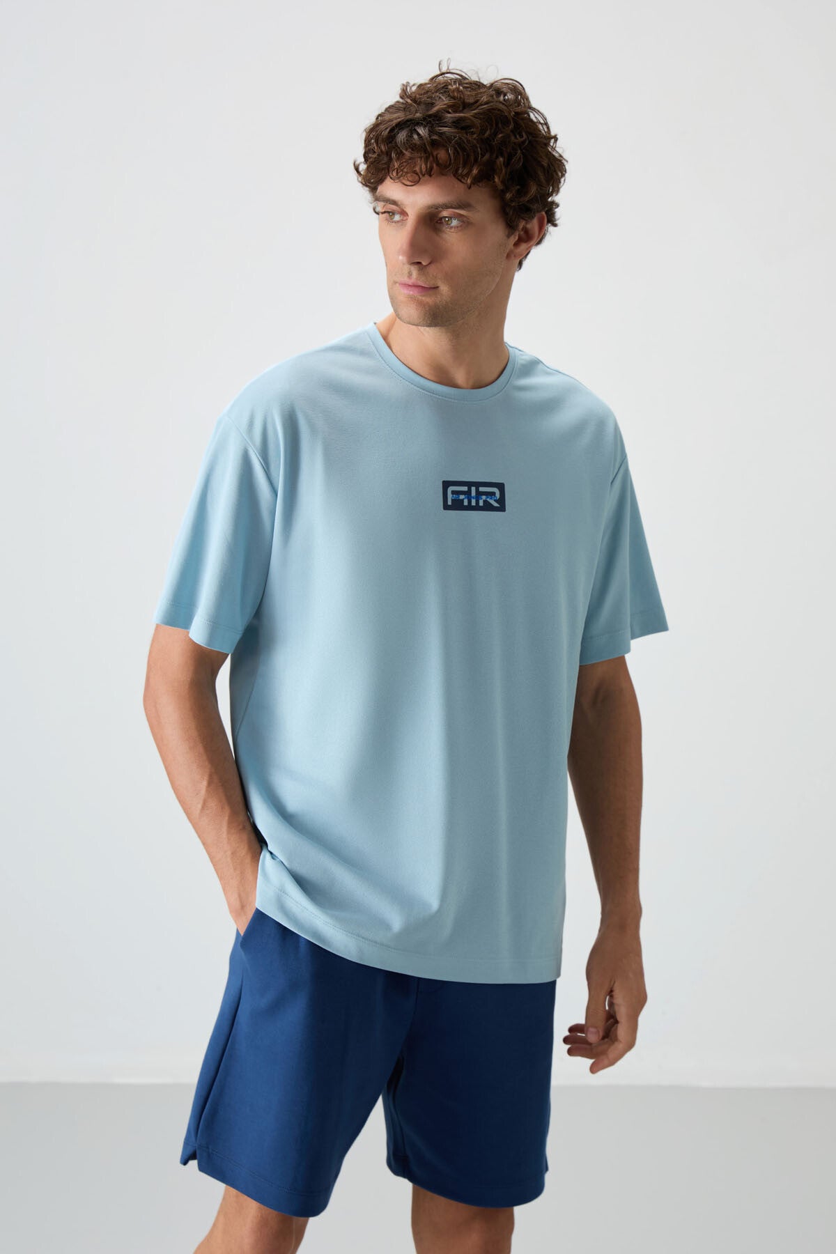 Light Blue Cotton Thick Textured Surface Oversize Fit Printed Men's T-Shirt - 88367