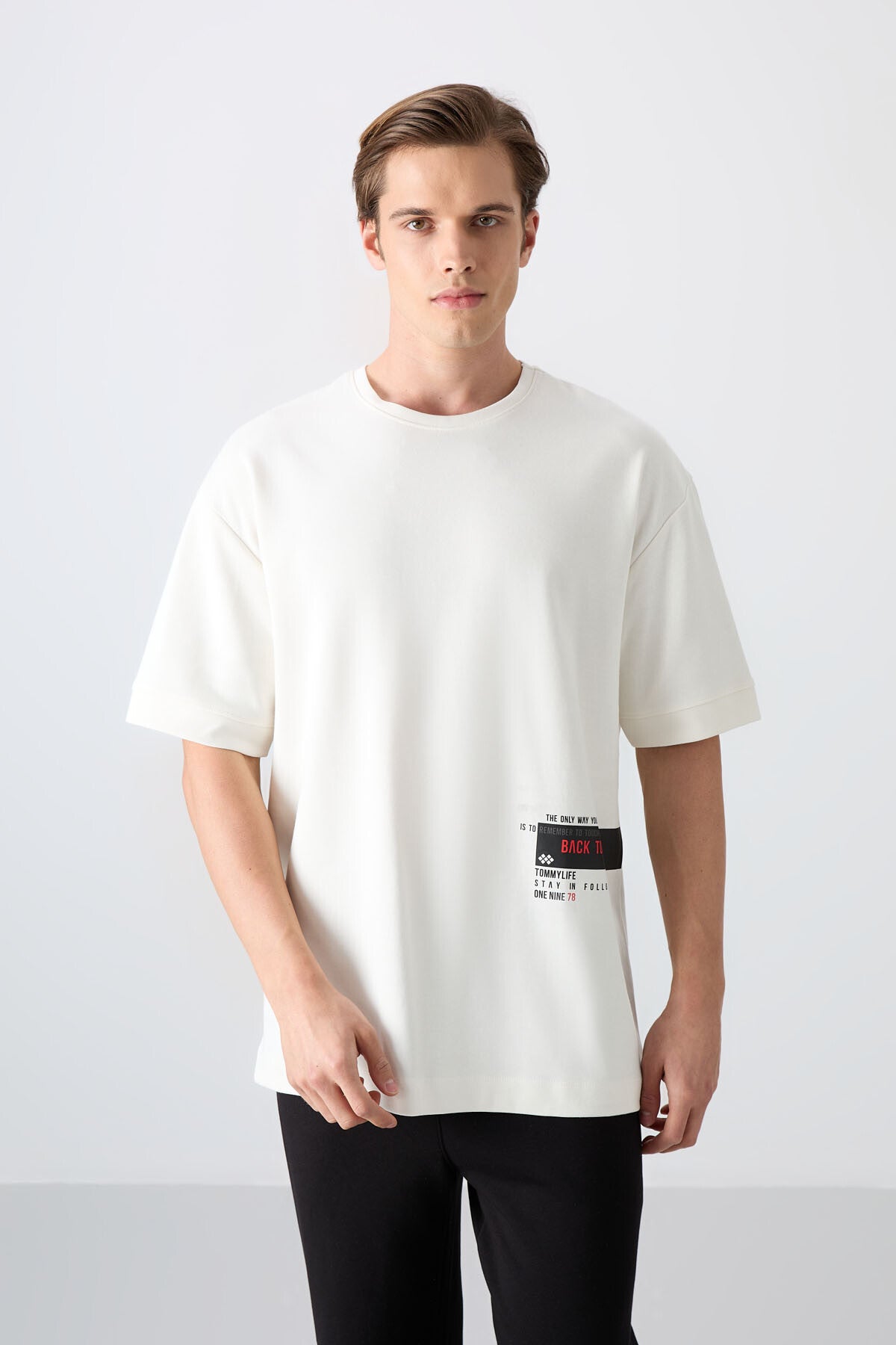 Ecru Cotton Thick Soft Textured Oversize Fit Printed Men's T-Shirt - 88322