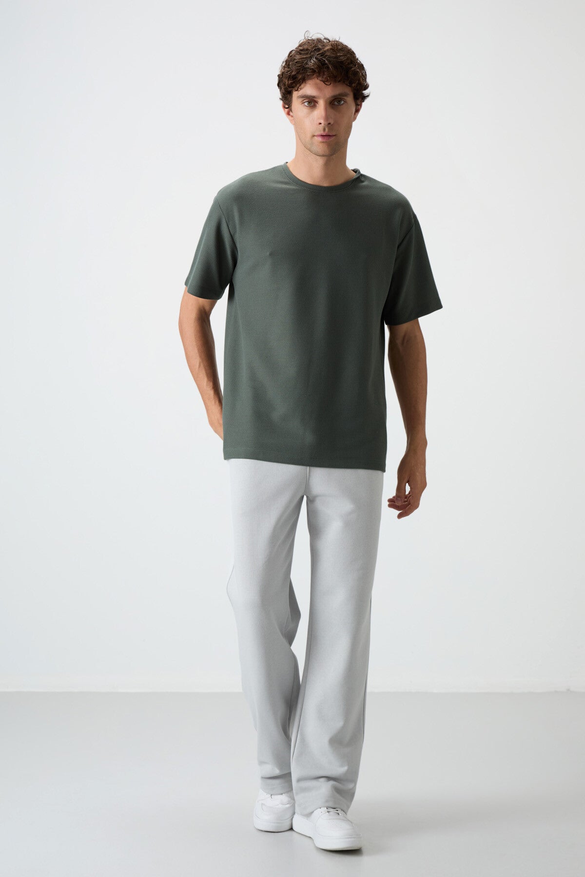 Waffle Knit Interlock Textured Surface Oversize Fit Basic Men's T-Shirt - 88379