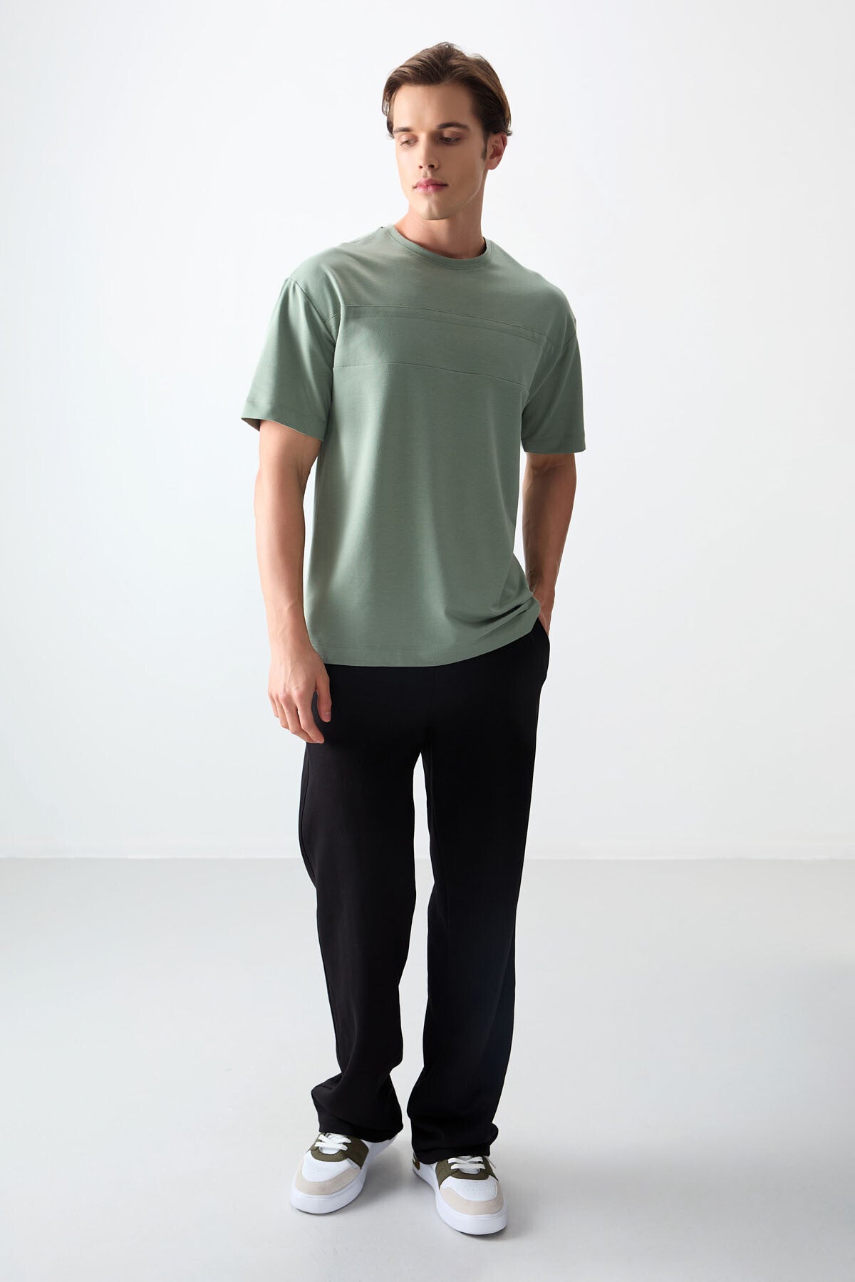 Light Green Cotton Thick Soft Textured Oversize Fit Basic Men's T-Shirt - 88378