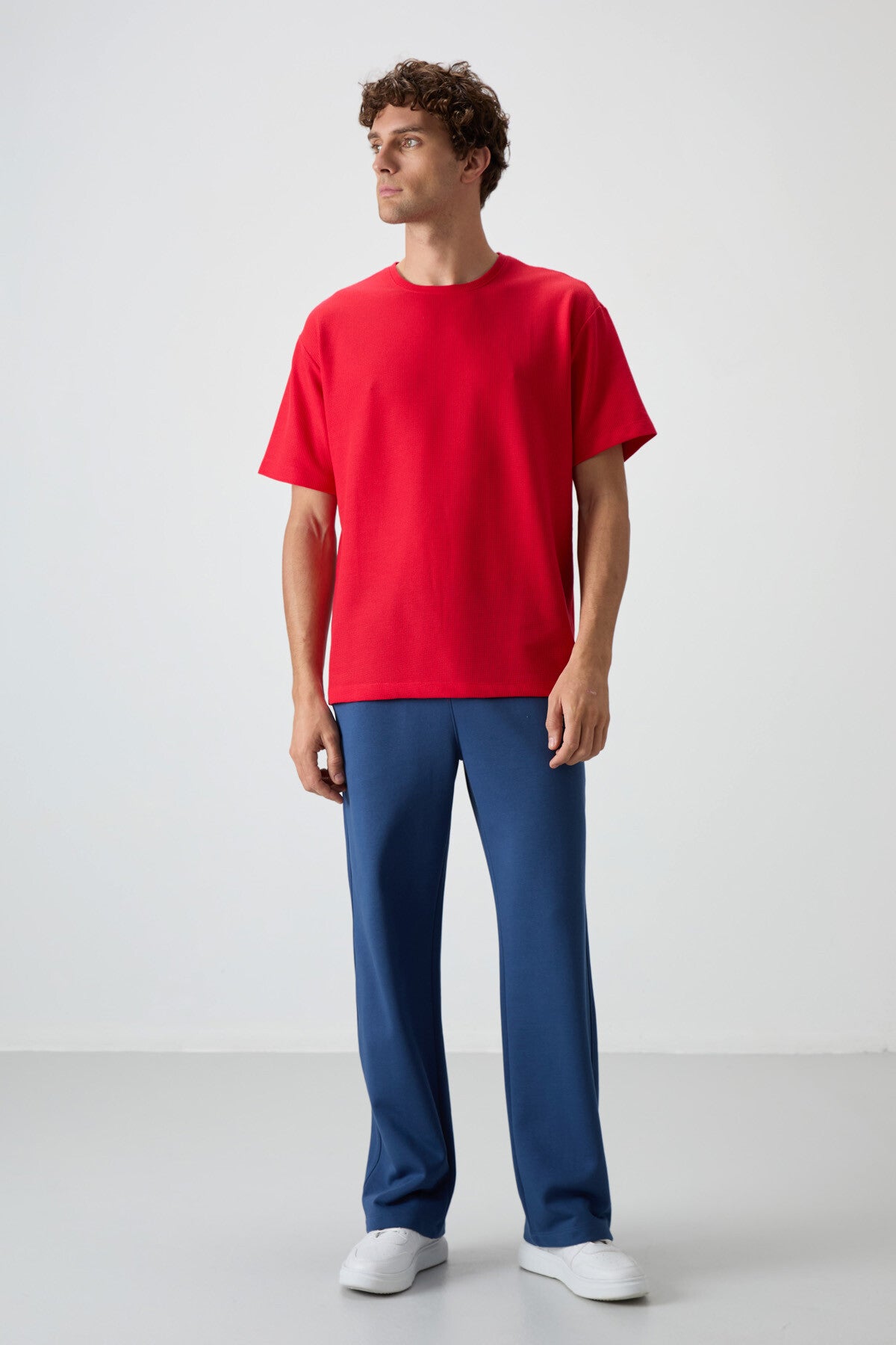 Red Waffle Interlock Textured Surface Oversize Fit Basic Men's T-Shirt - 88379