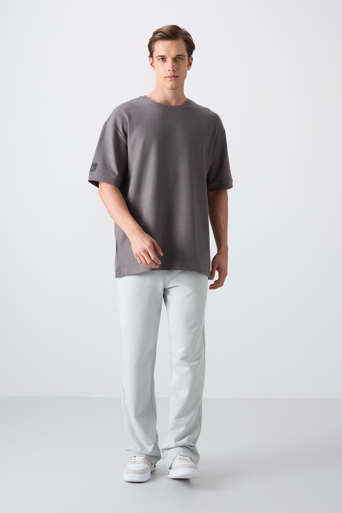 Dark Gray Cotton Thick Textured Surface Oversize Fit Basic Men's T-Shirt - 88339