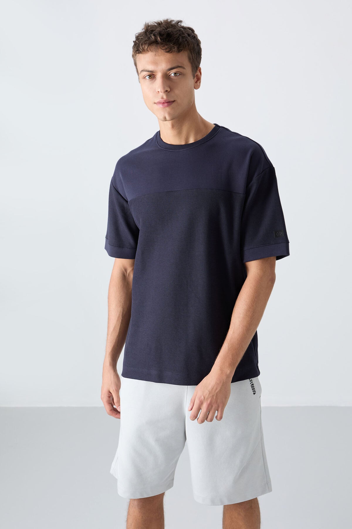 Navy Blue Textured Thick Surface Cotton Oversize Fit Basic Men's T-Shirt - 88340