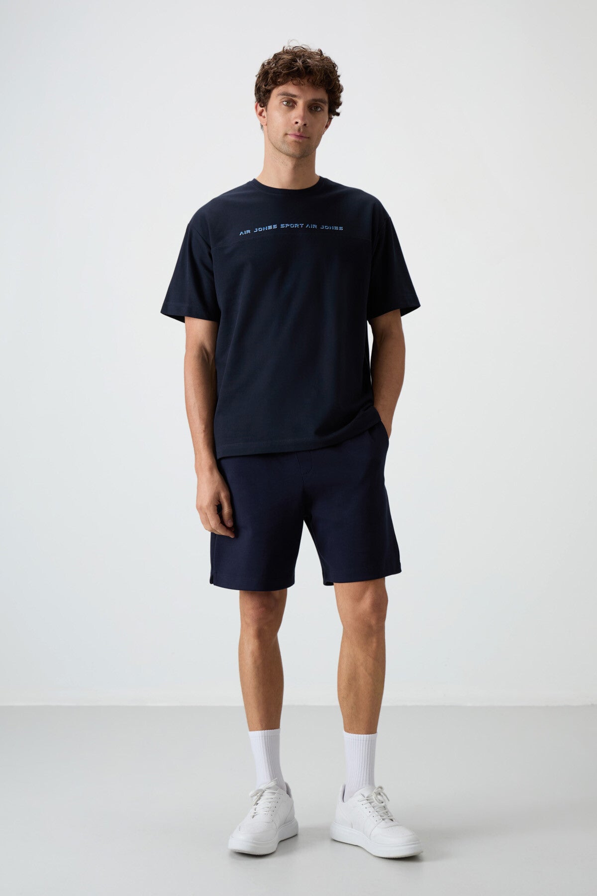 Navy Blue Textured Thick Surface Cotton Oversize Fit Printed Men's T-Shirt - 88371