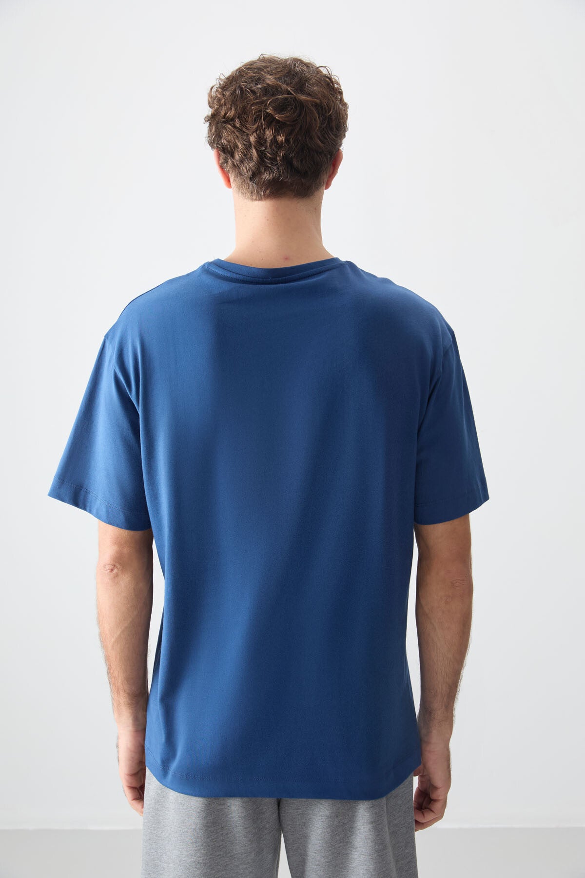 Parliament %100 Cotton Thick Soft Textured Oversize Fit Printed Men's T-Shirt - 88356