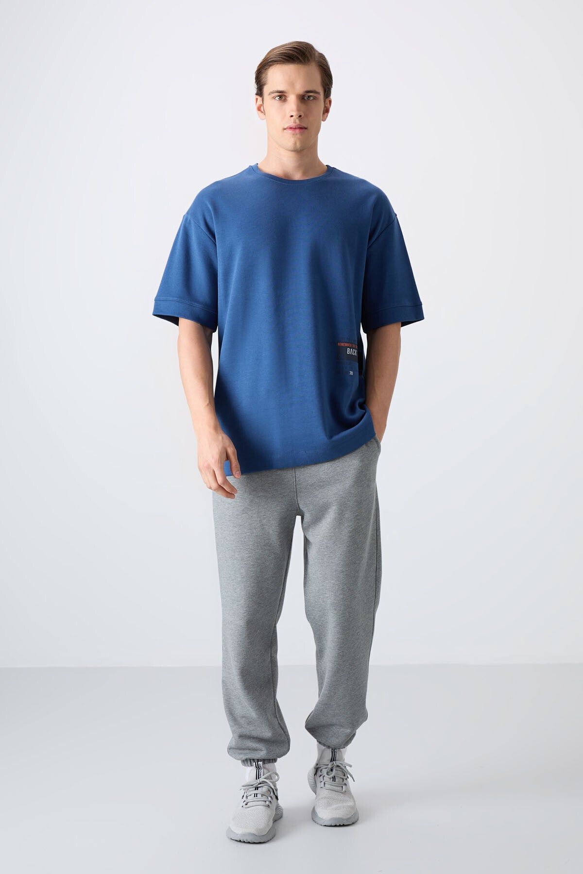 Parliament Cotton Thick Soft Textured Oversize Fit Printed Men's T-Shirt - 88322